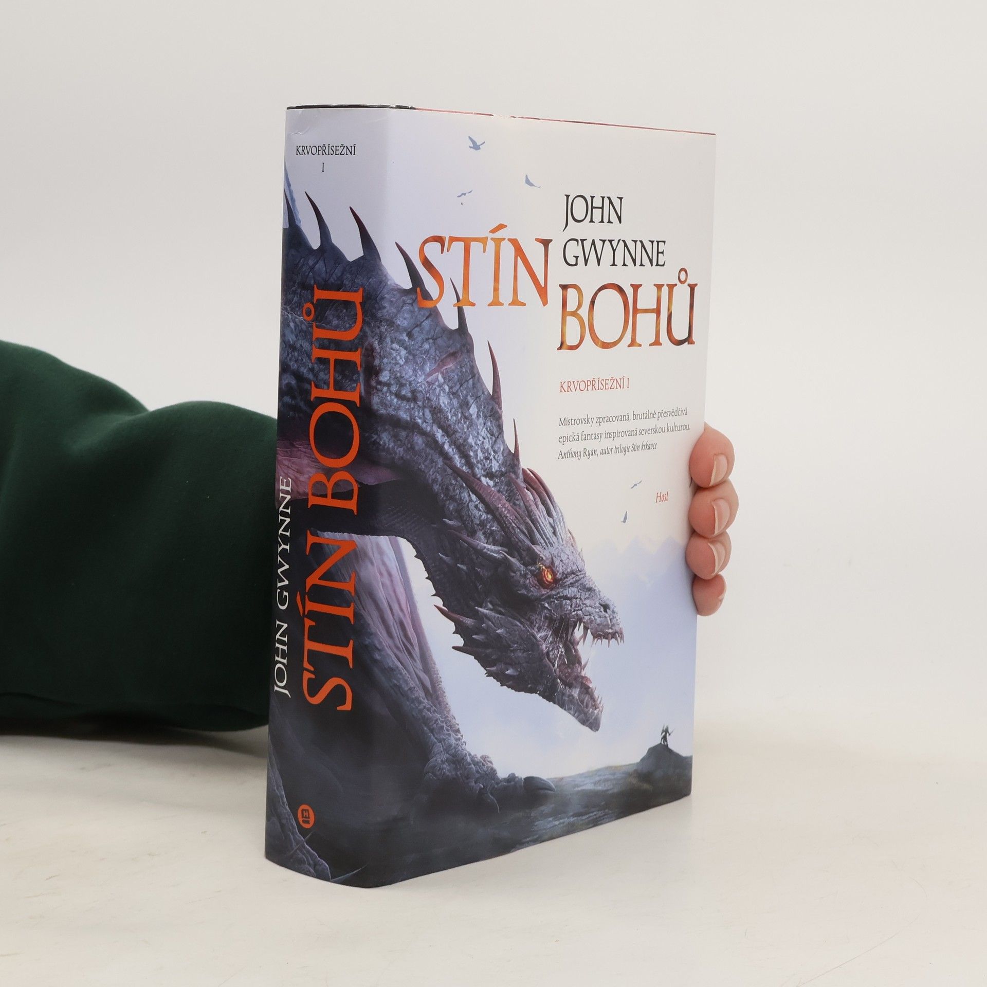 John Gwynne Stín bohů