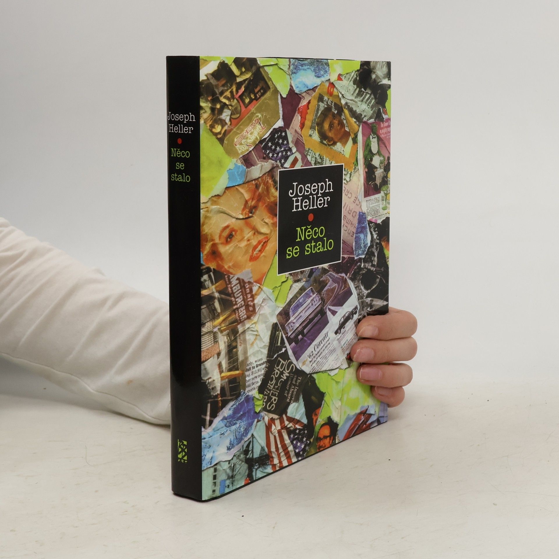 Joseph Heller Něco se stalo