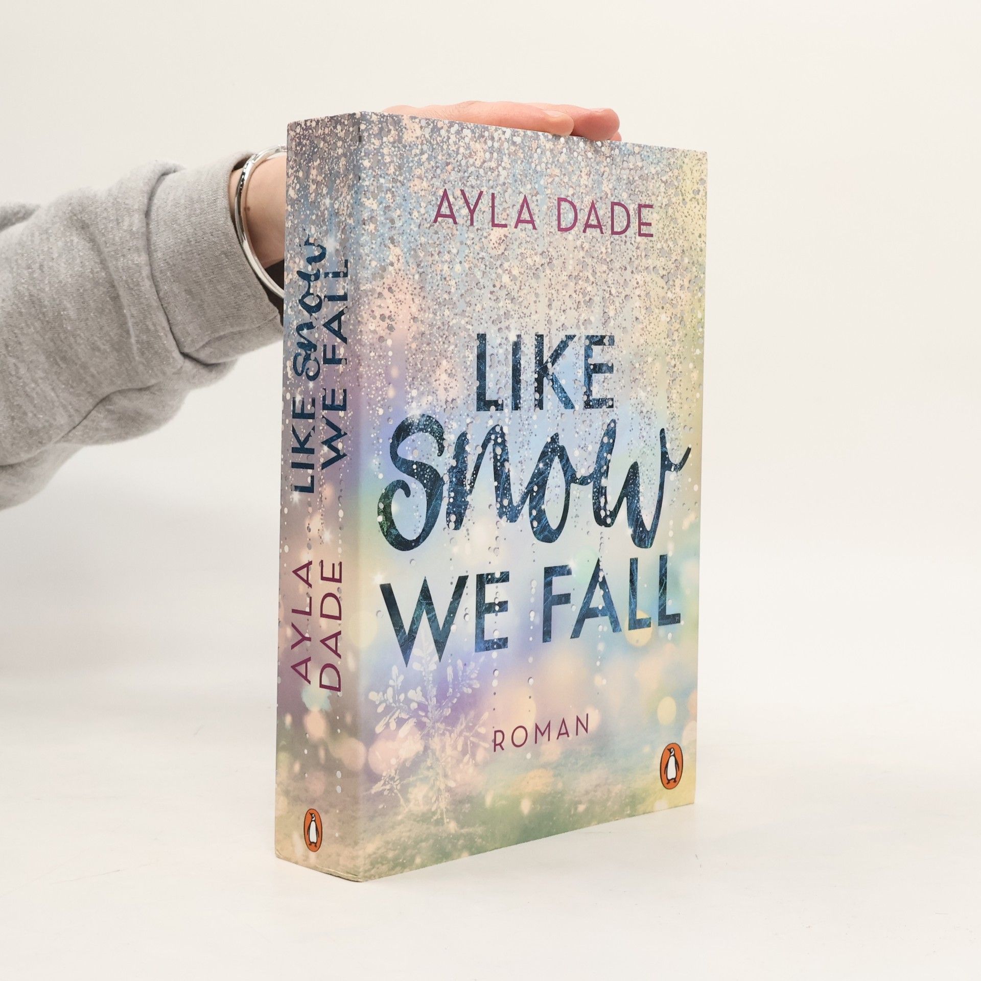 Ayla Dade Like snow we fall