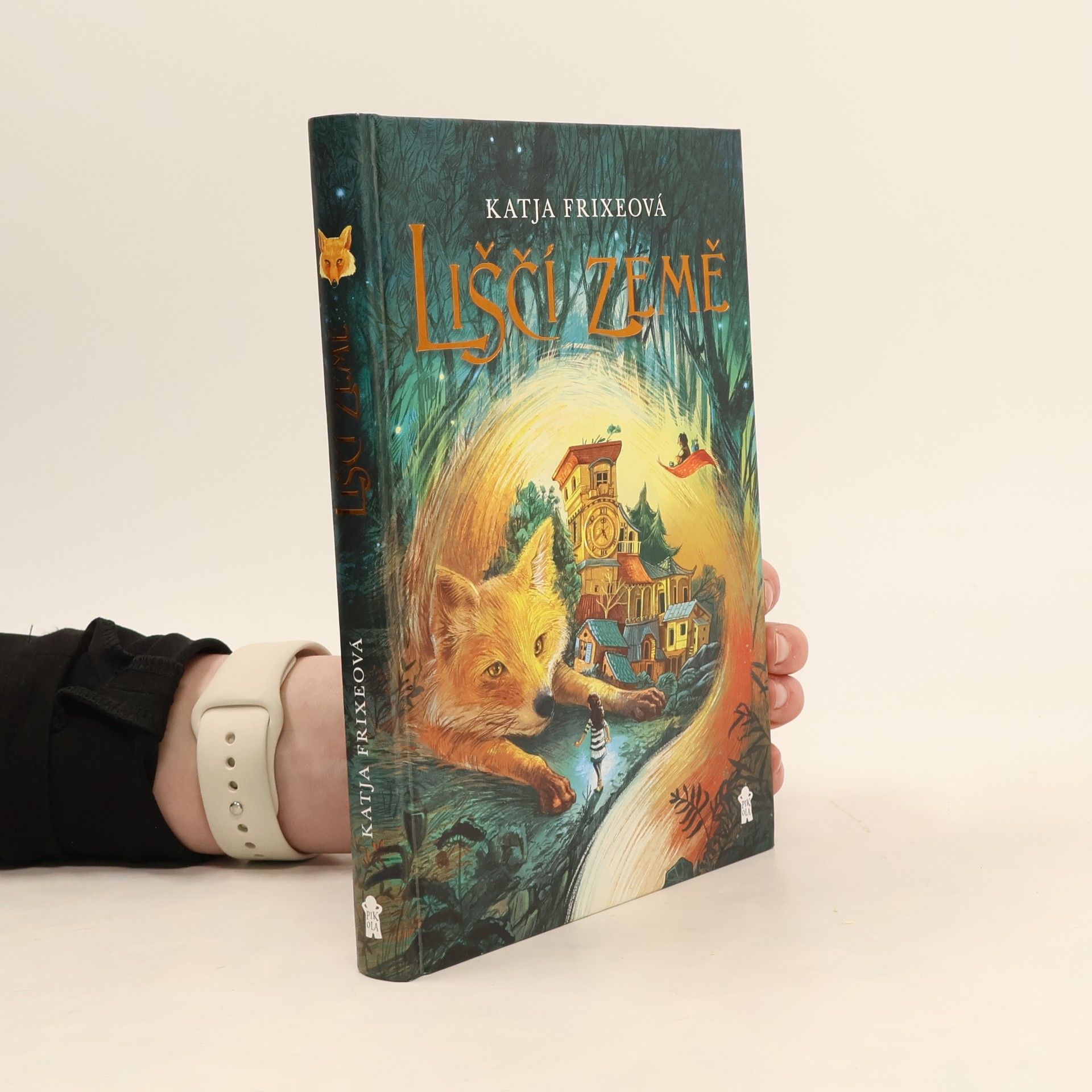 Katja Frixe Liščí země