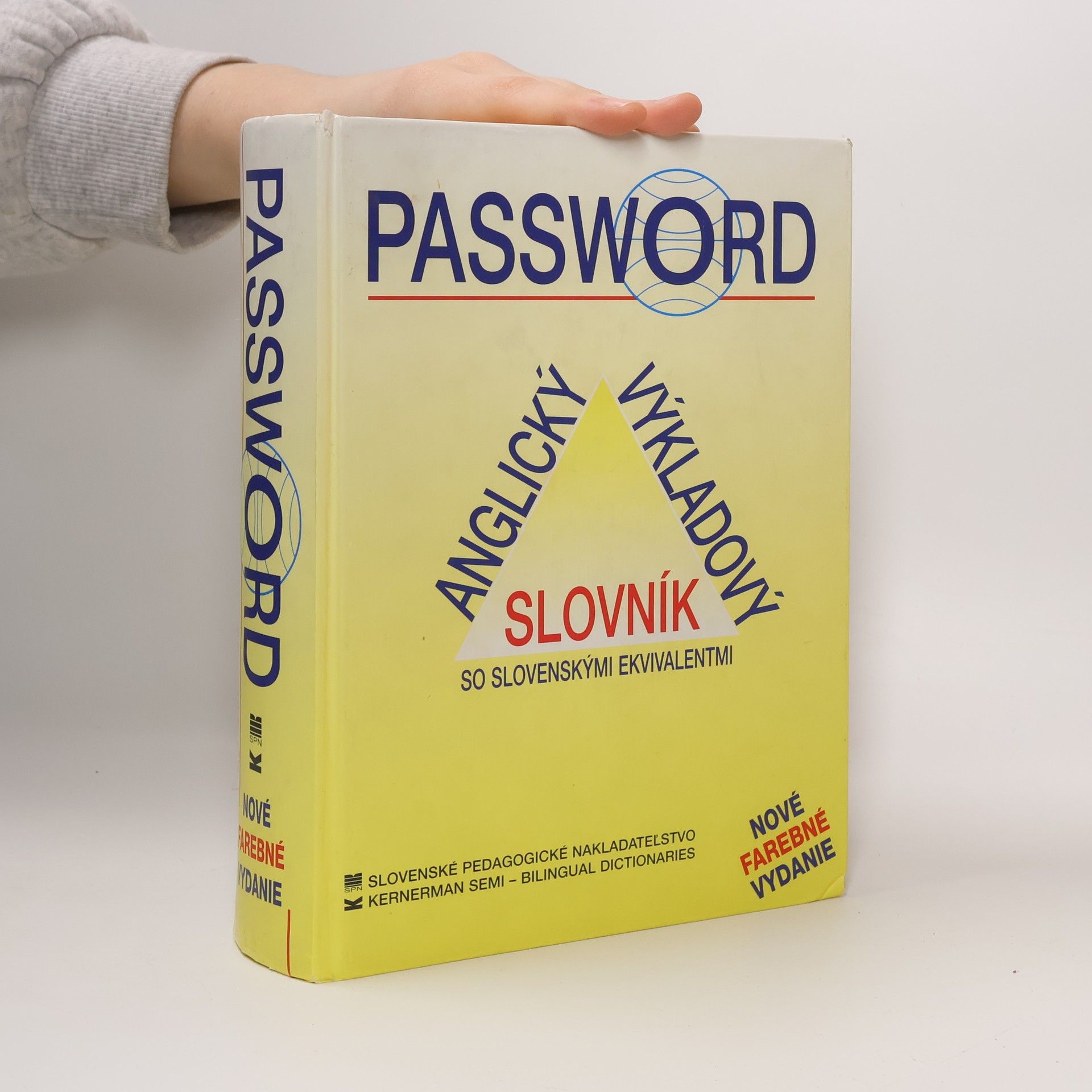 Elena Mončeková Password. Anglický výkladový slovník so slovenskými ekvivalentmi
