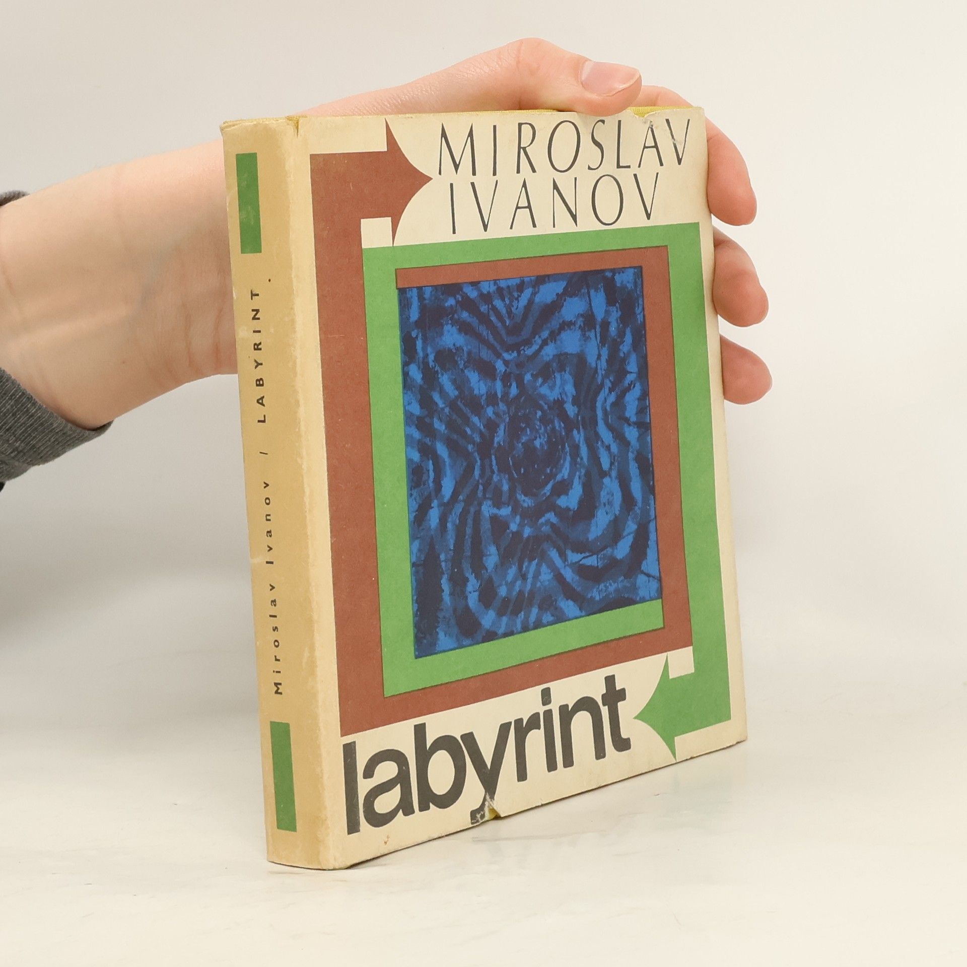 Miroslav Ivanov Labyrint