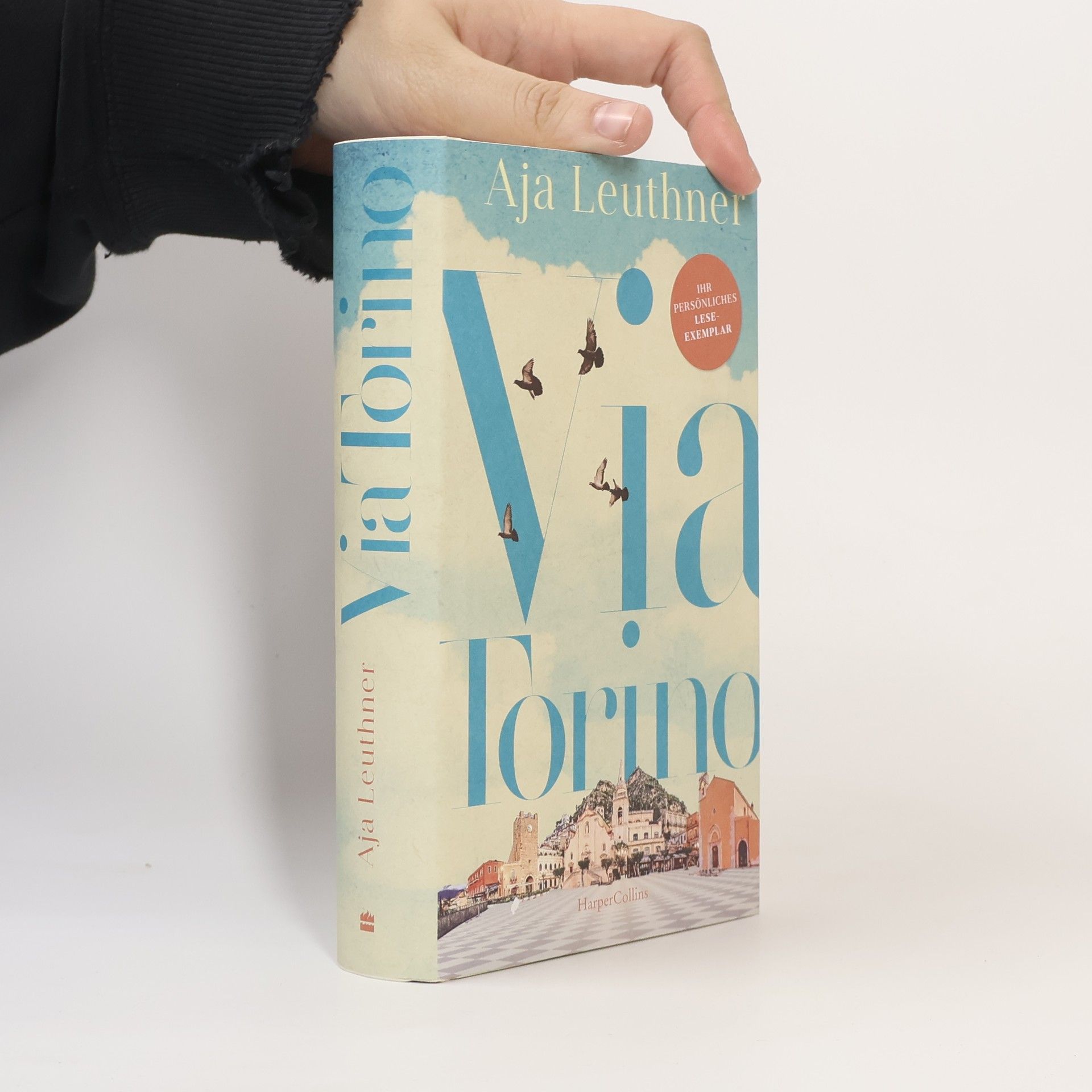 Aja Leuthner Via Torino