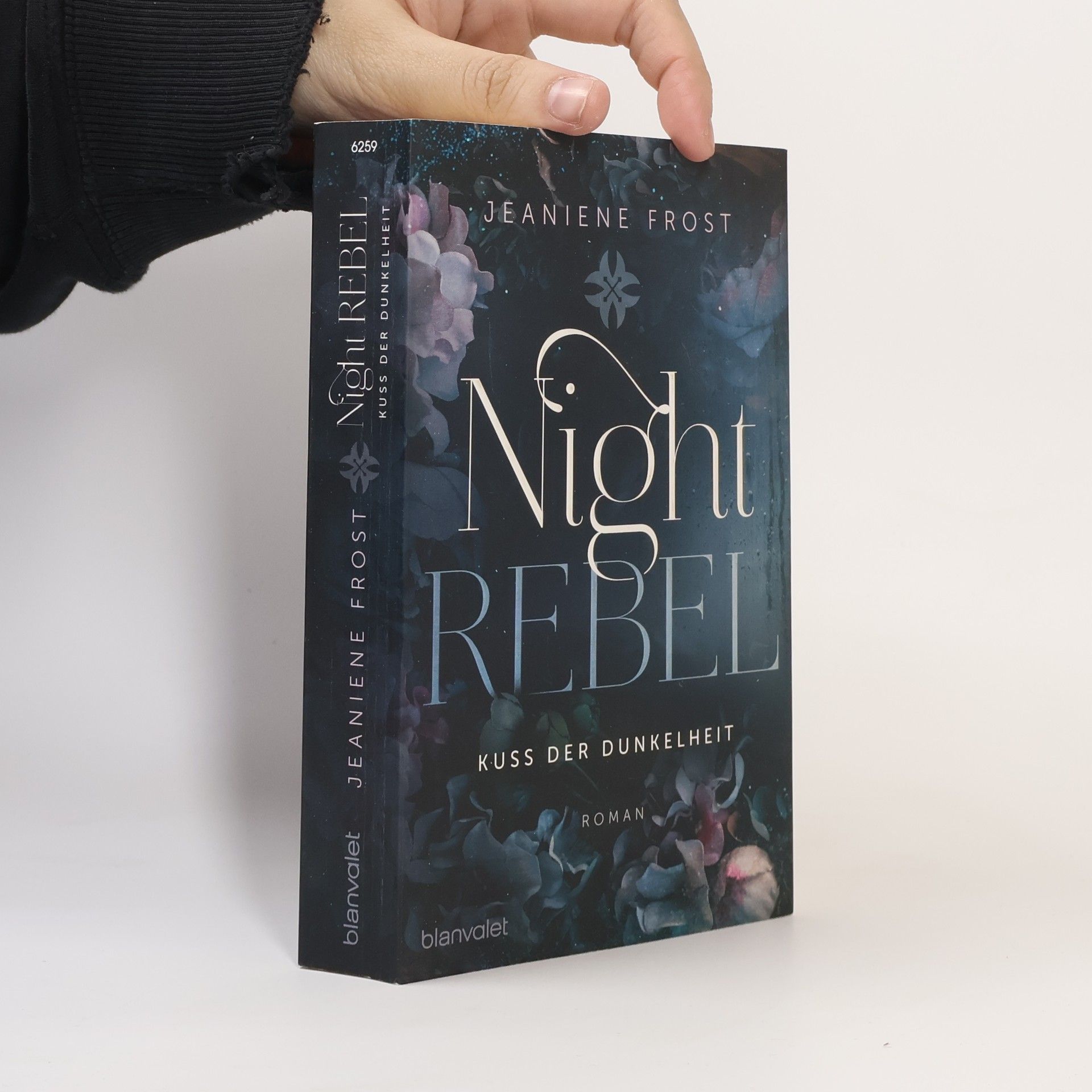 Jeaniene Frost Night Rebel: Kuss der Dunkelheit