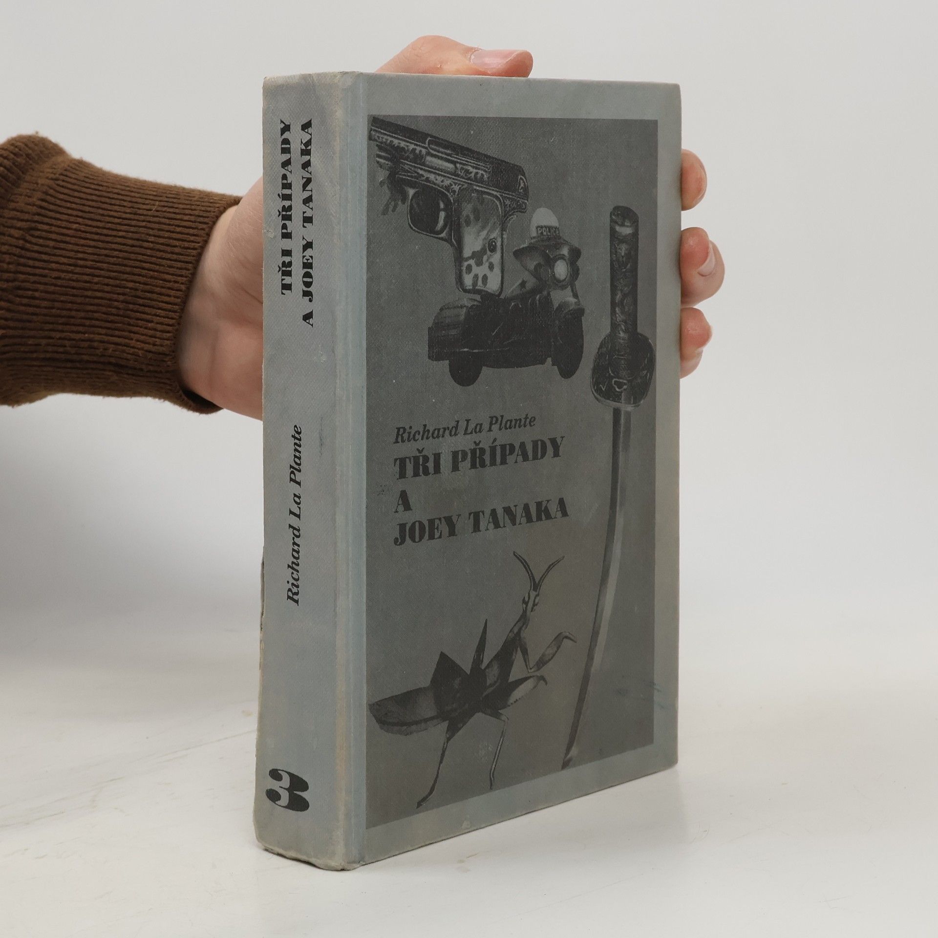 Richard La Plante Tři případy a Joey Tanaka
