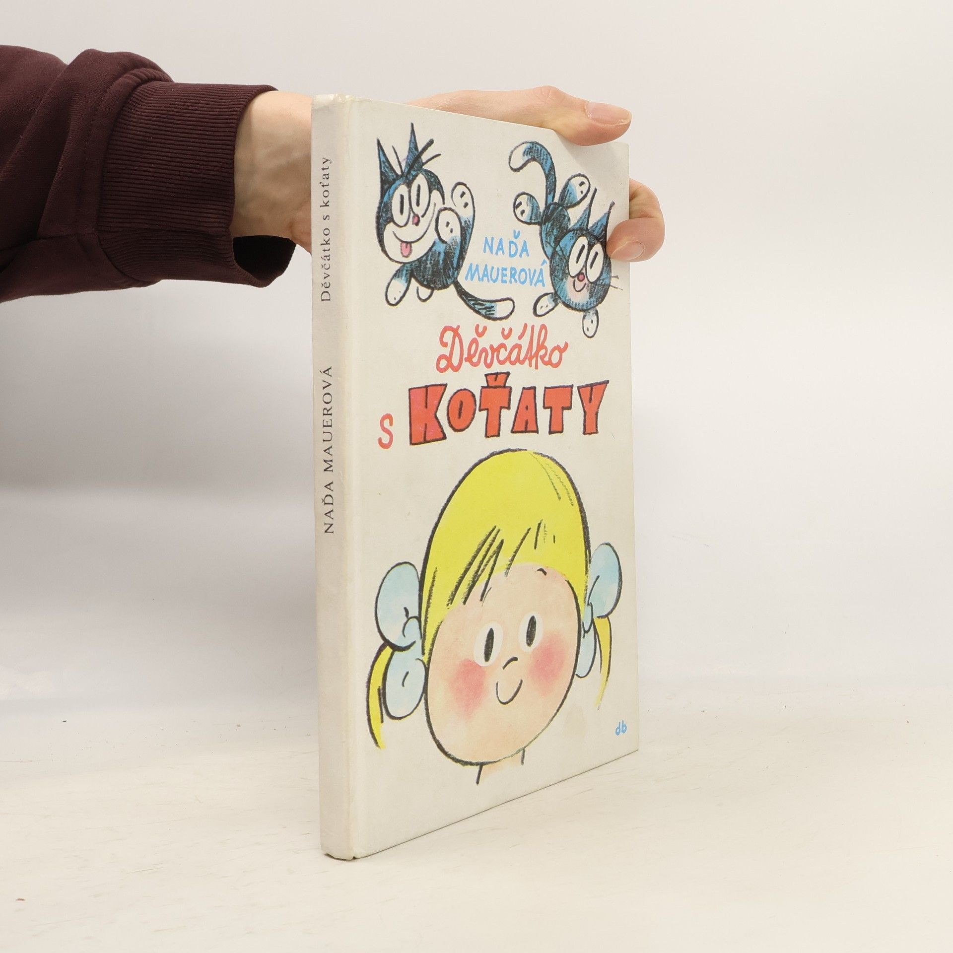 Naděžda Gajerová Děvčátko s koťaty