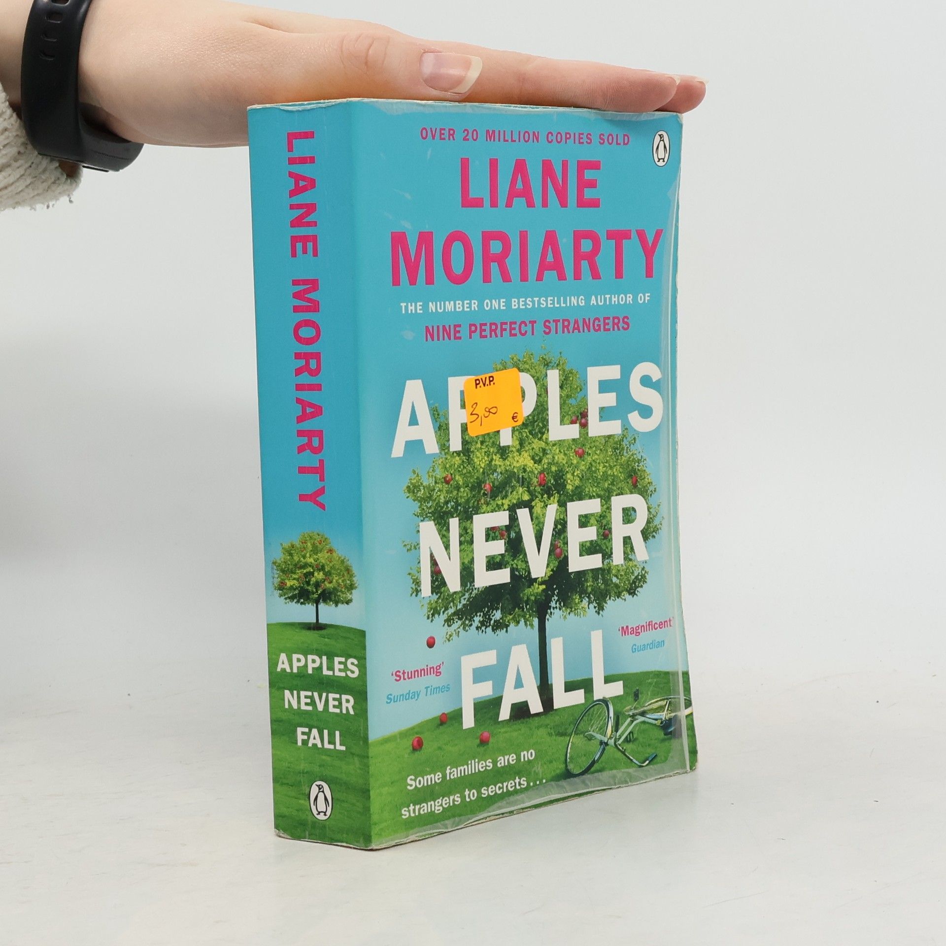 Liane Moriarty Apples never fall