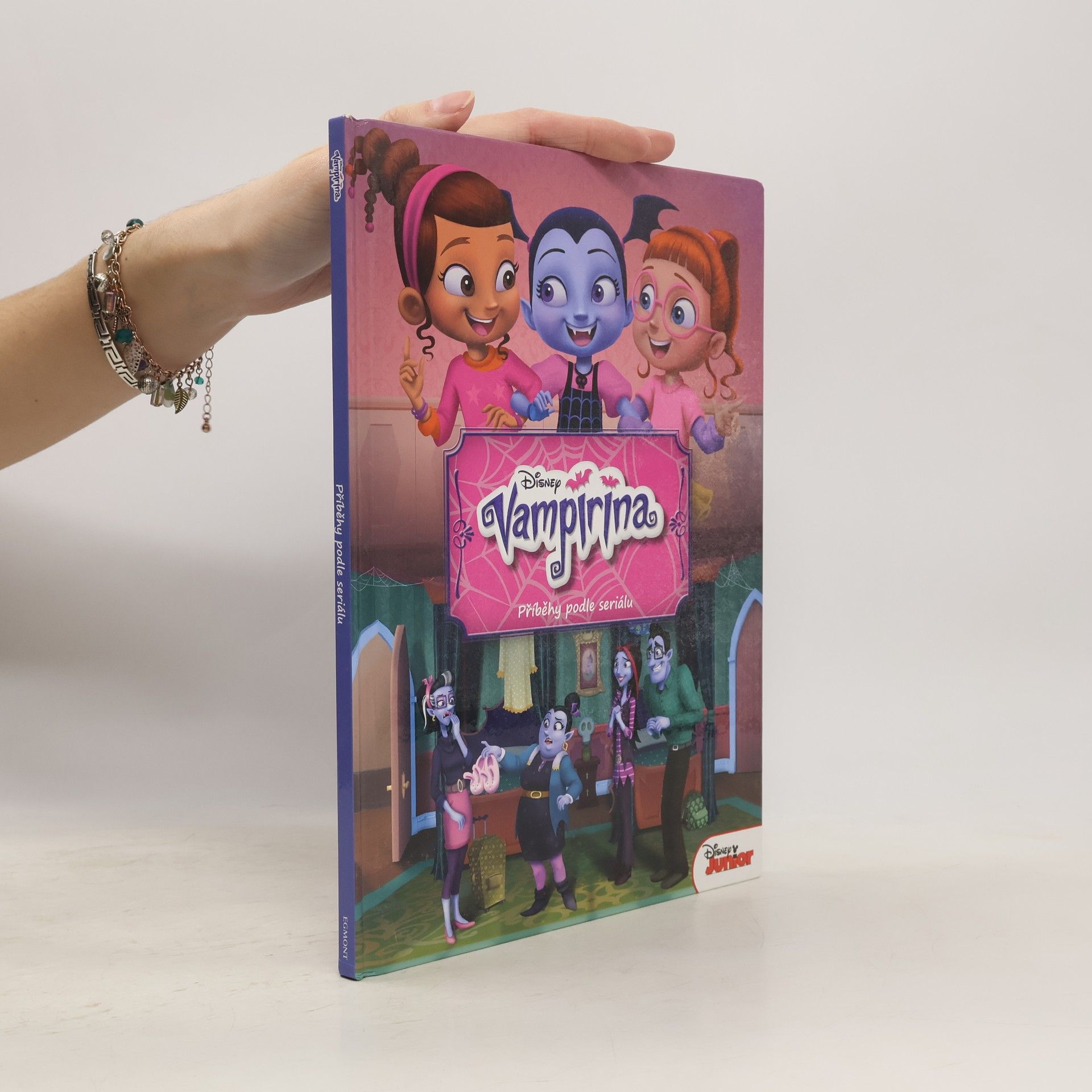 Various authors Vampirina. Strašidelný motel