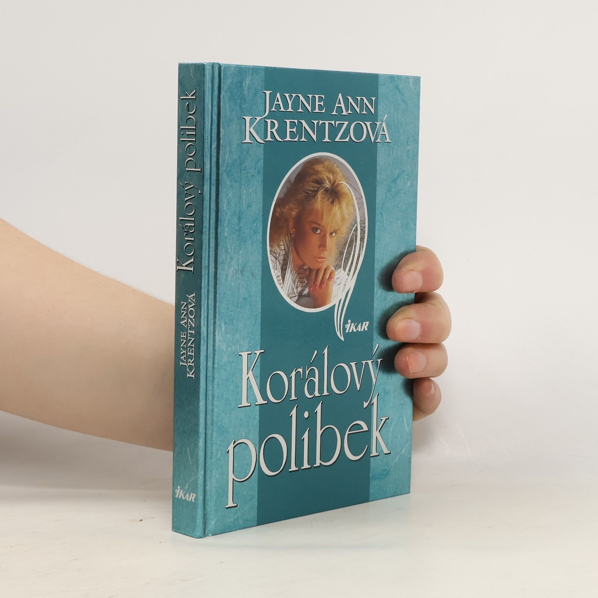 Jayne Ann Krentz Korálový polibek