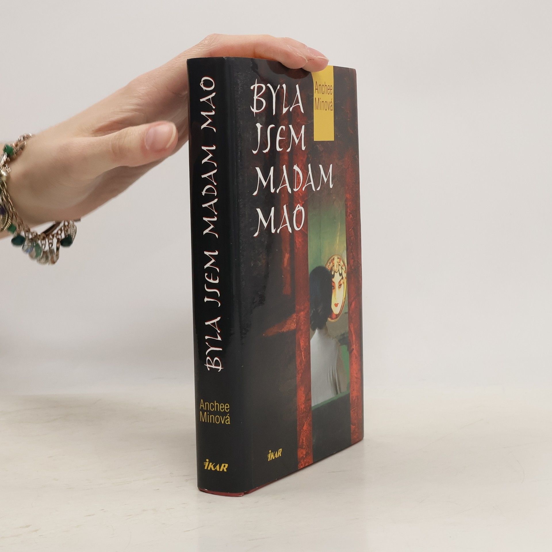 Anchee Min Byla jsem madam Mao