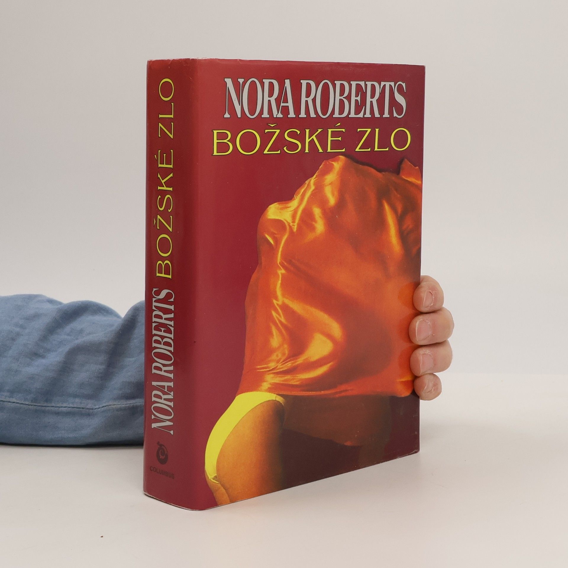 Nora Roberts Božské zlo