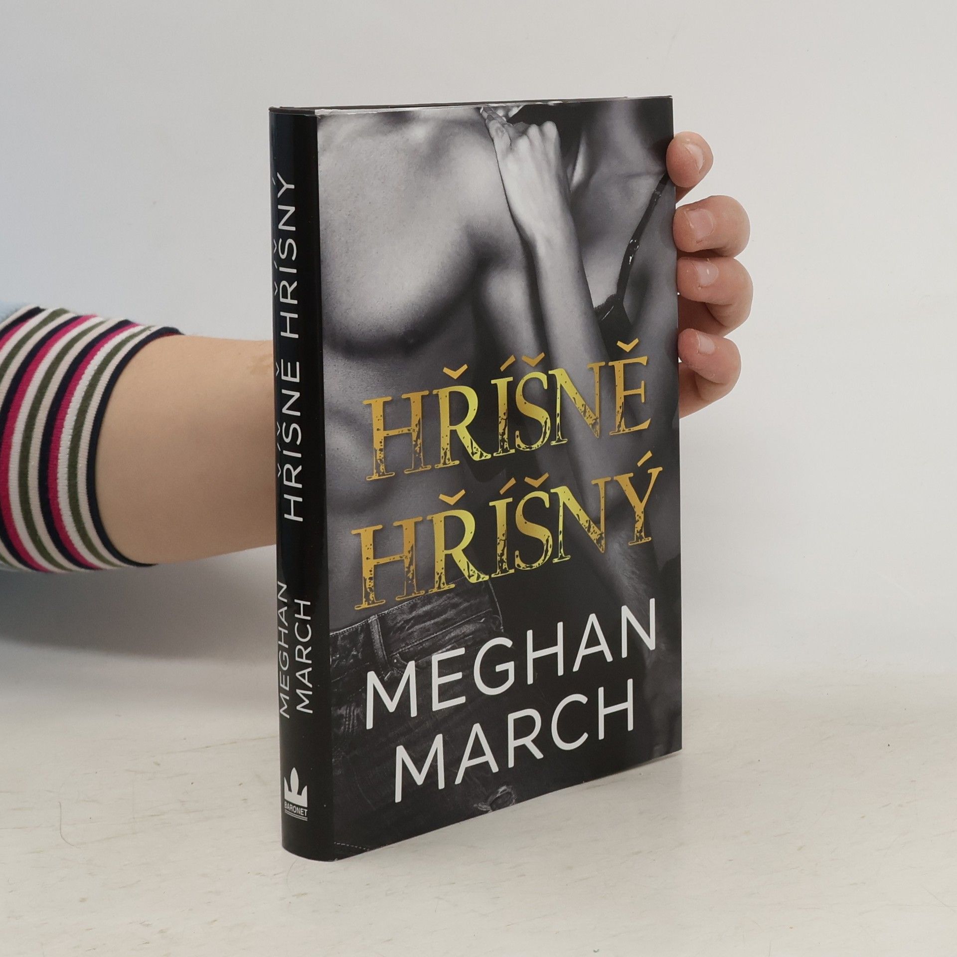 Meghan March Hříšně hříšný