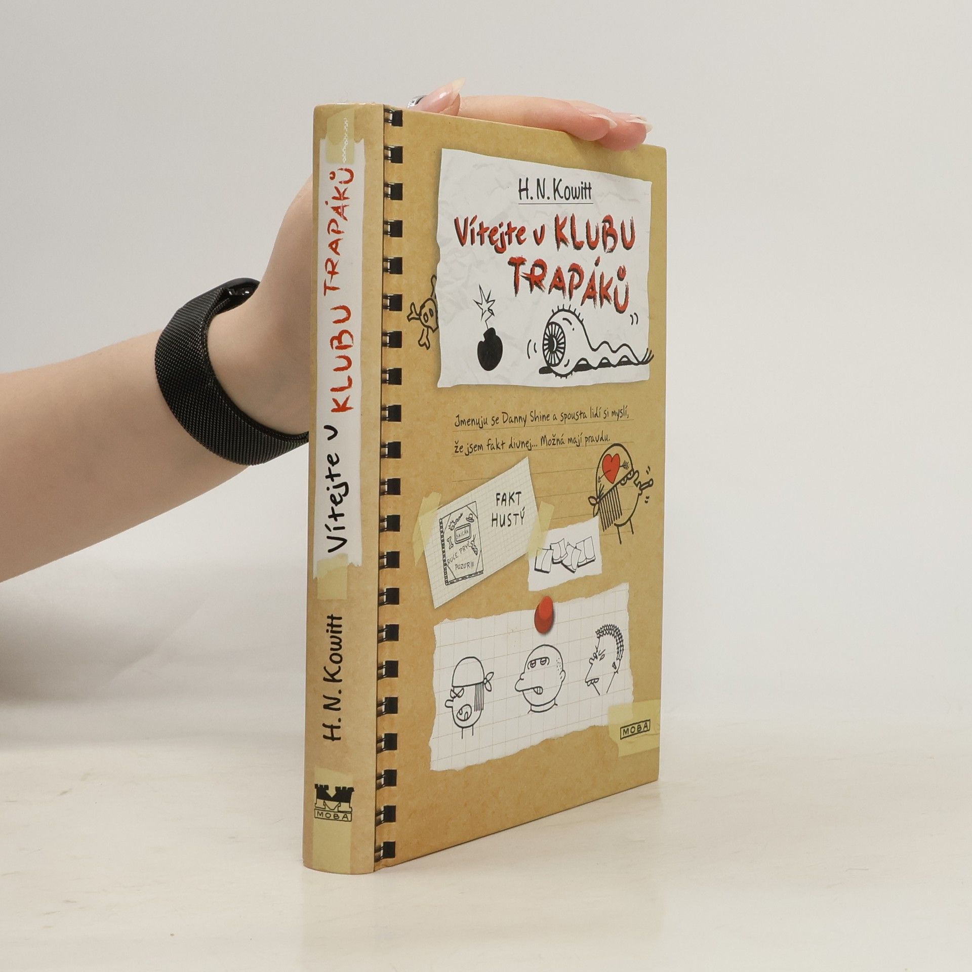 Holly Kowitt Vítejte v Klubu trapáků