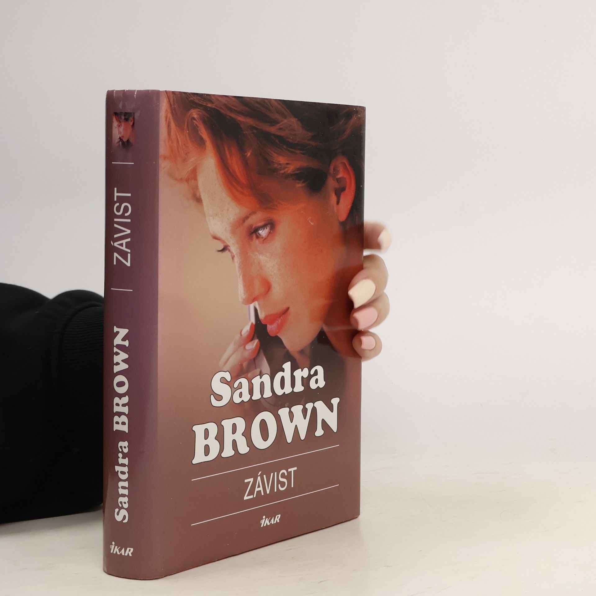 Sandra Brown Závist