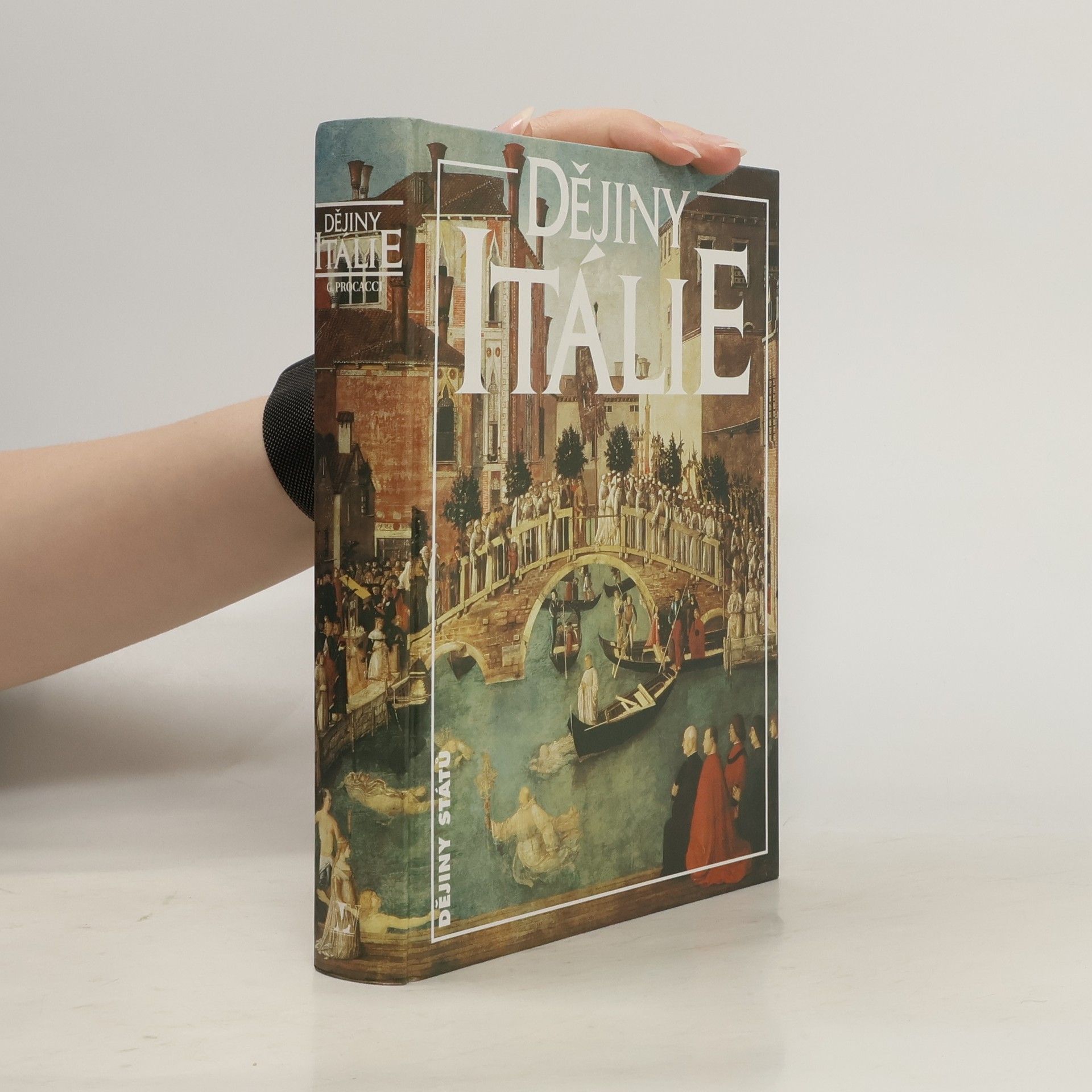 Giuliano Procacci Dějiny Itálie