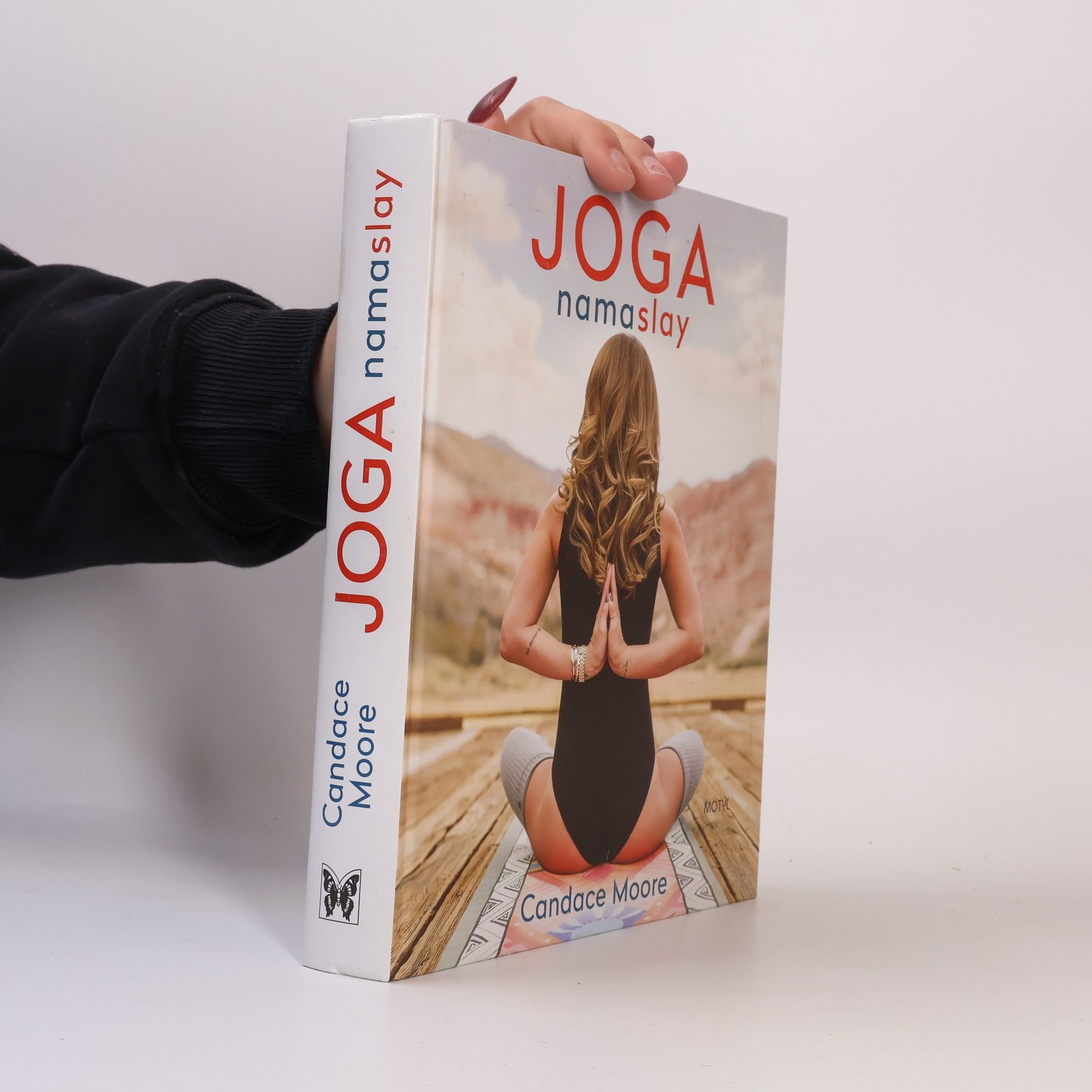 Candace Moore Joga Namaslay