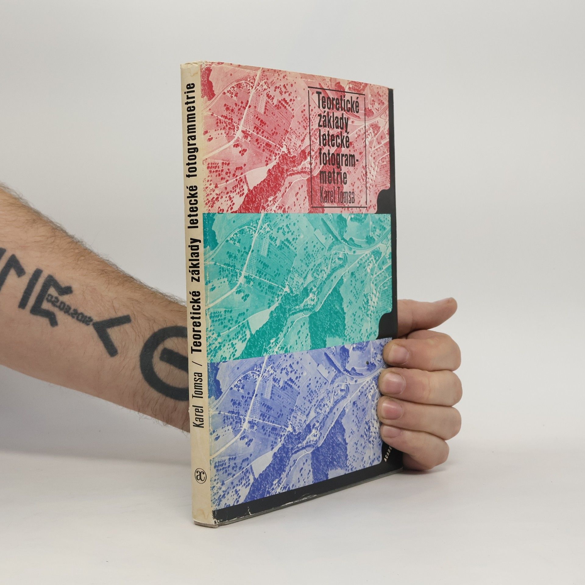 Karel Tomsa Teoretické základy letecké fotogrammetrie