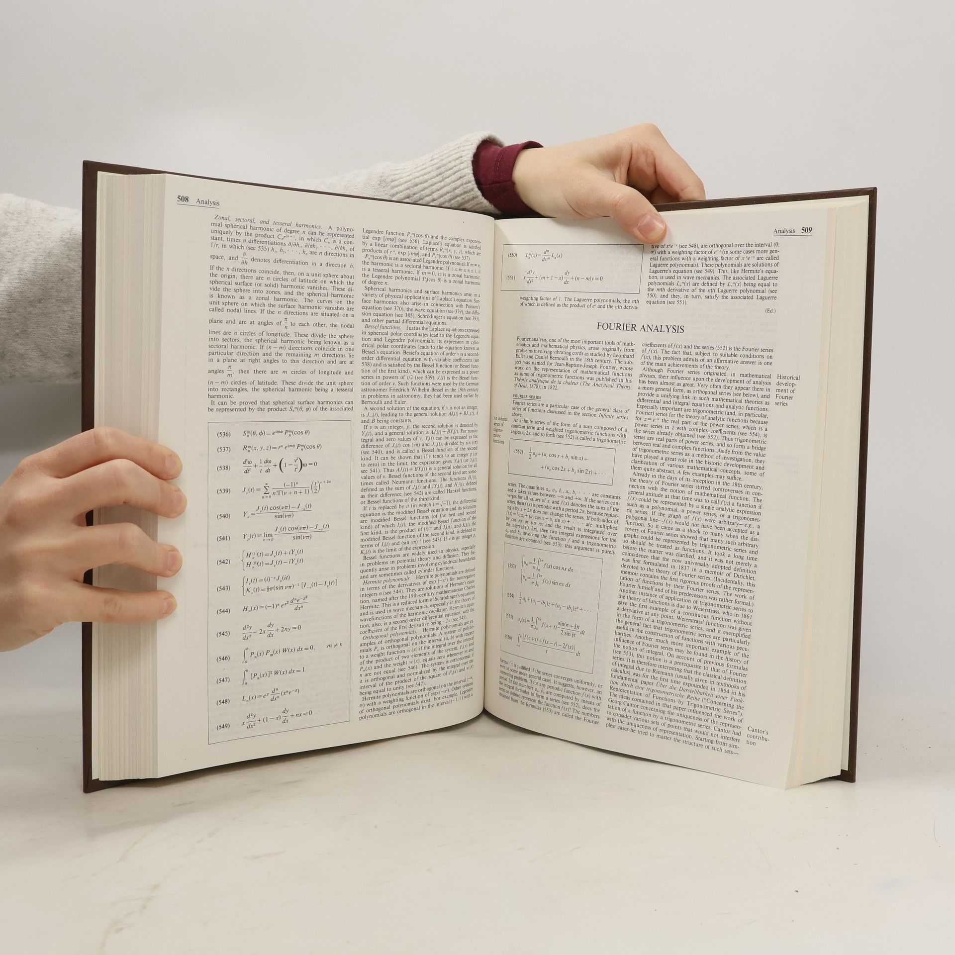 Autores varios The New Encyclopædia Britannica 13