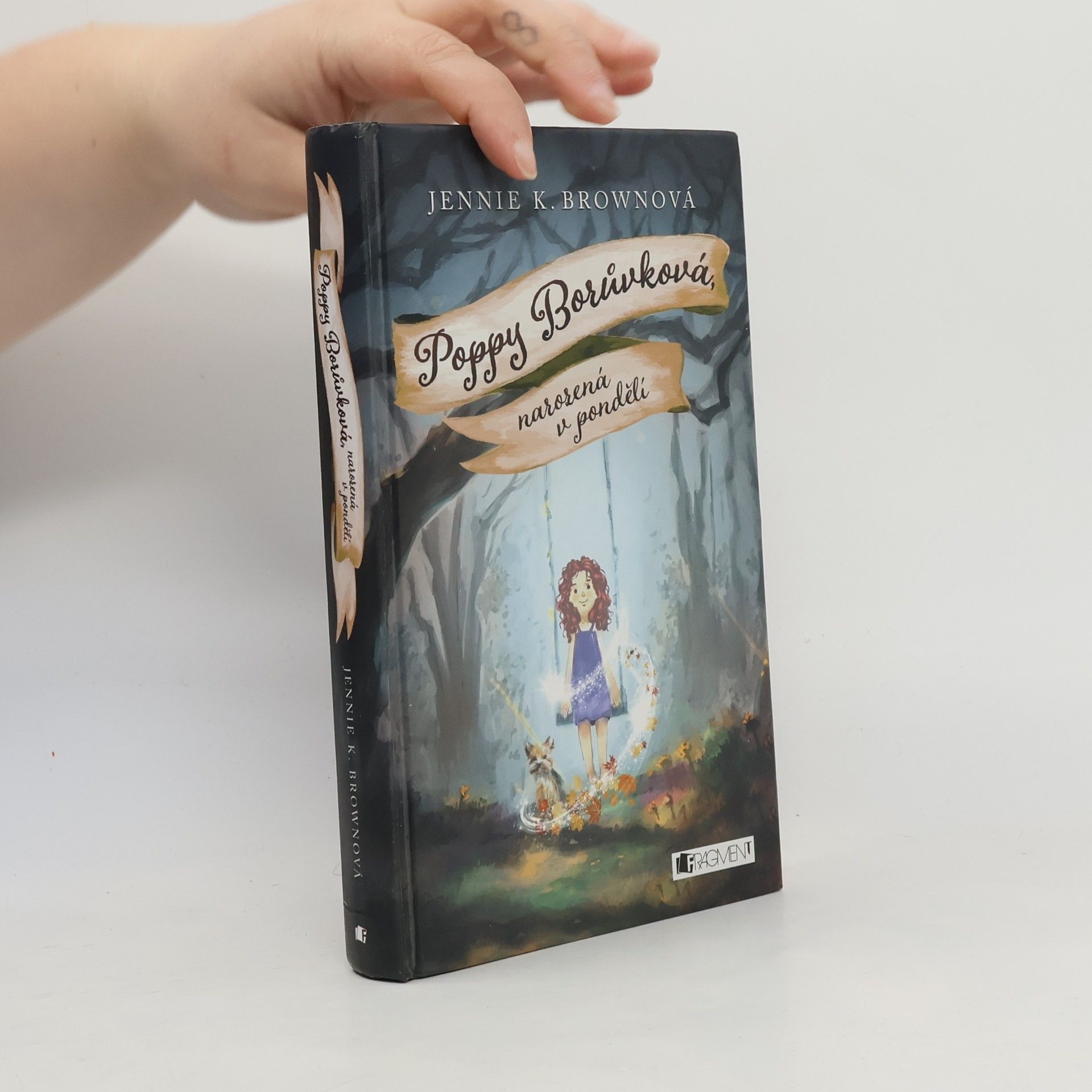 Jennie K. Brown Poppy Borůvková, narozená v pondělí