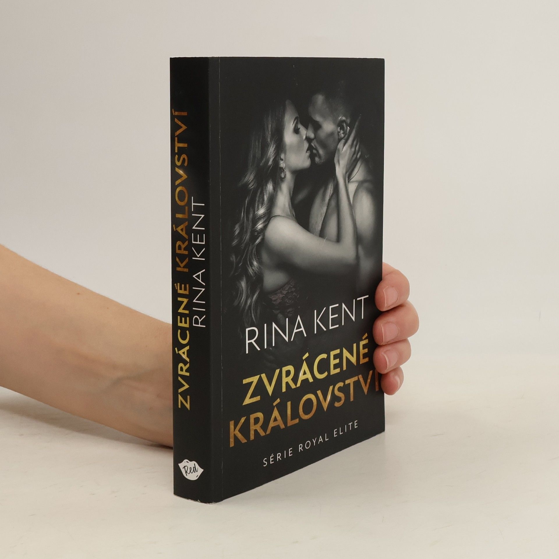 Rina Kent Zvrácené království