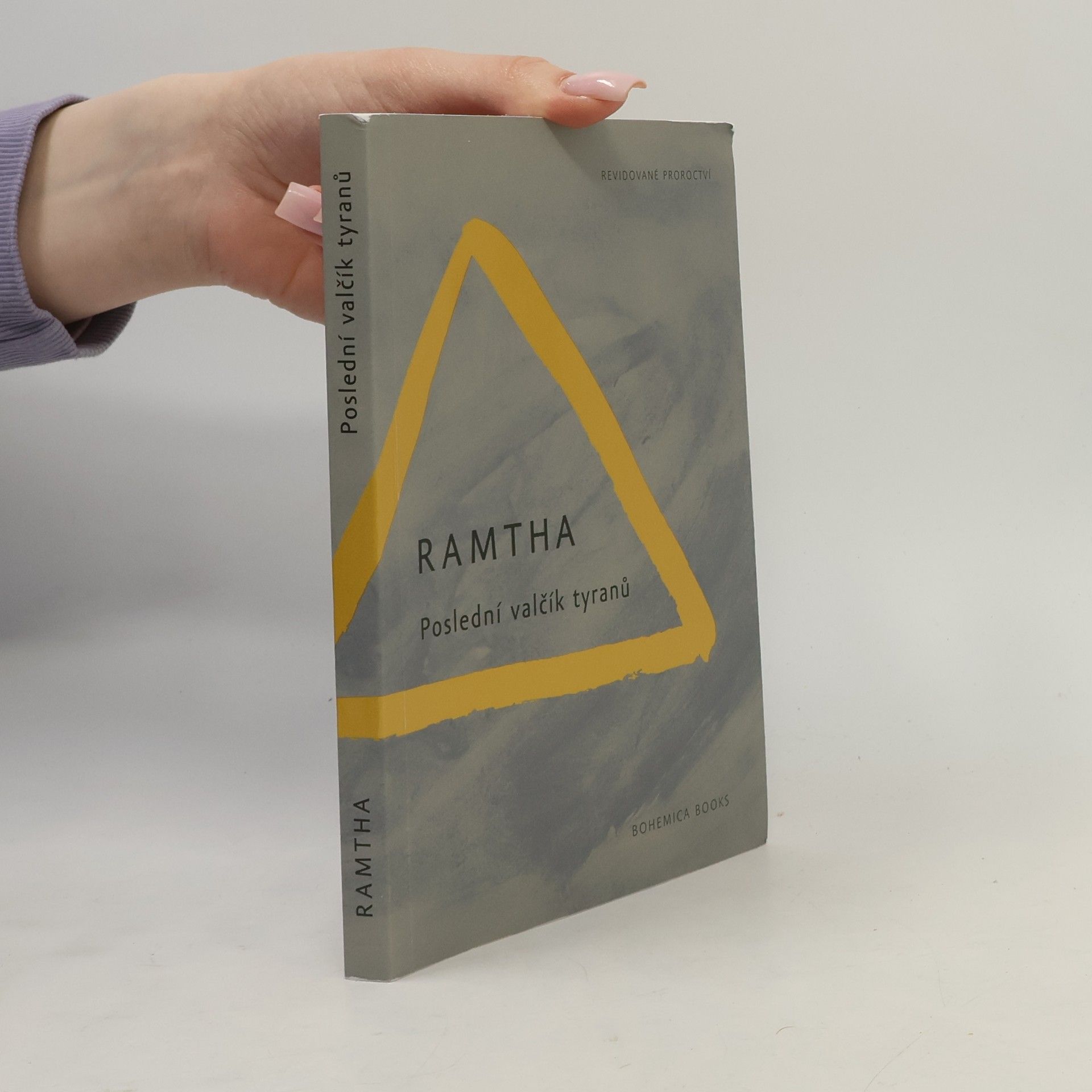 Petr Sumcov Poslední valčík tyranů