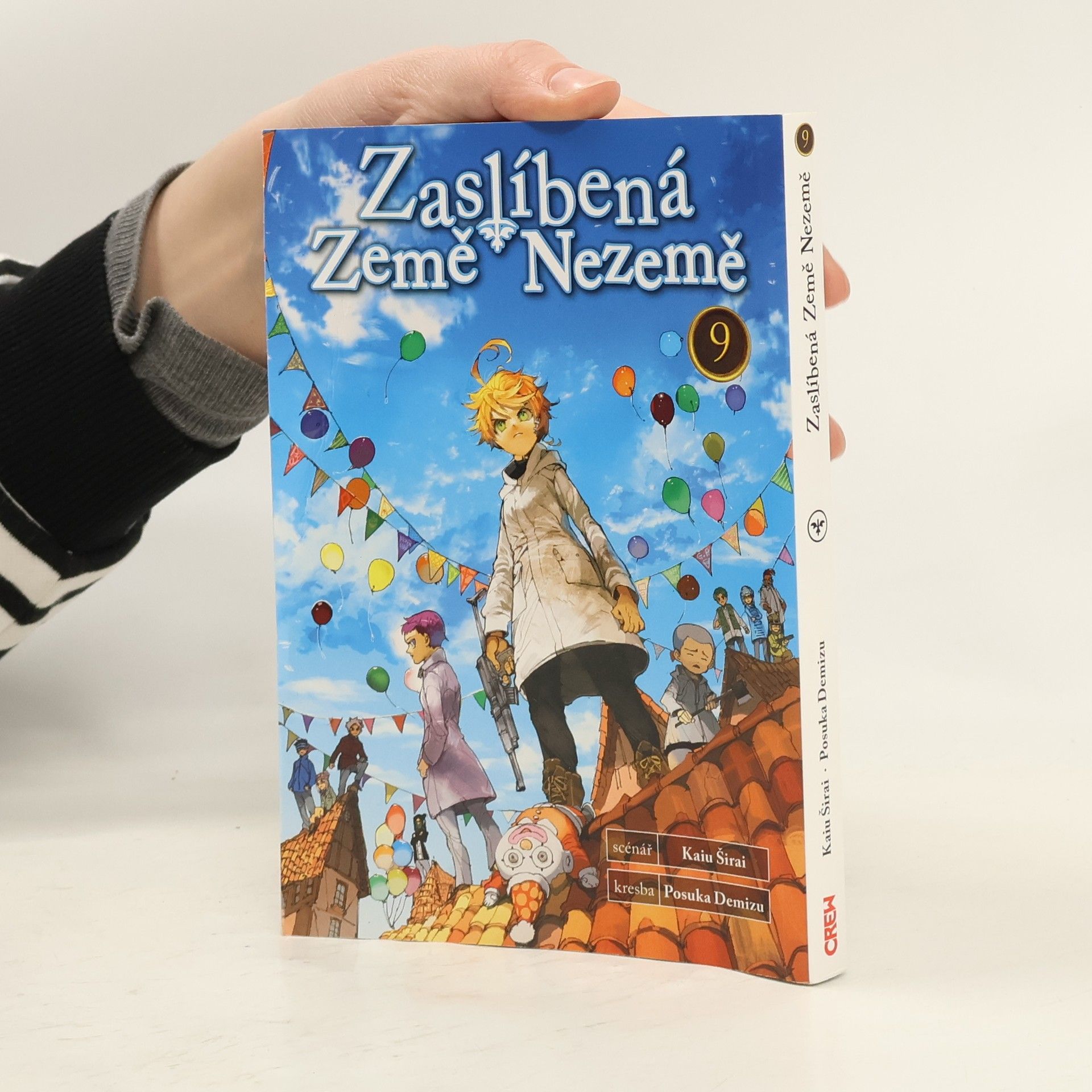 Kaiu Shirai Zaslíbená Země Nezemě 9