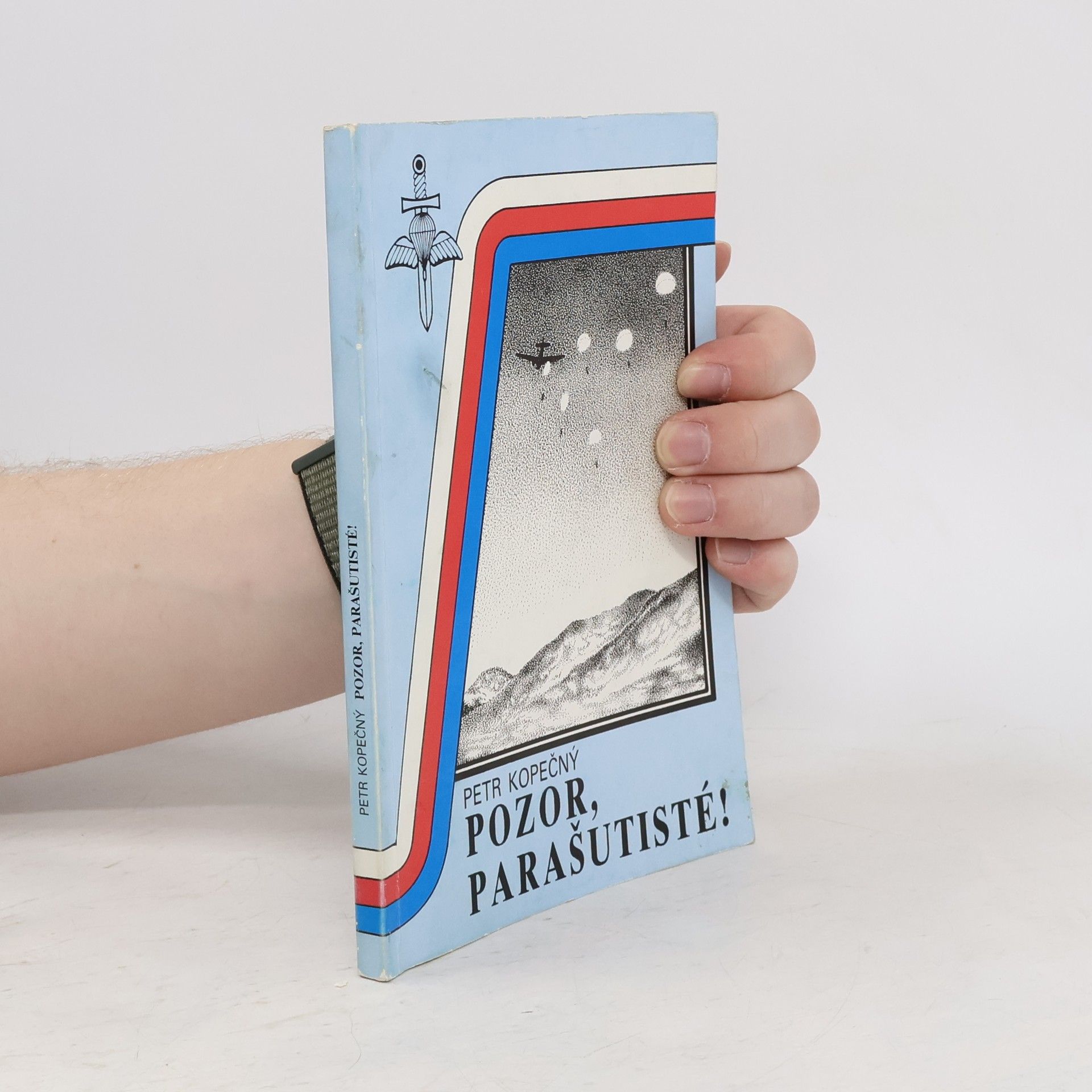 Petr Kopečný Pozor, parašutisté!