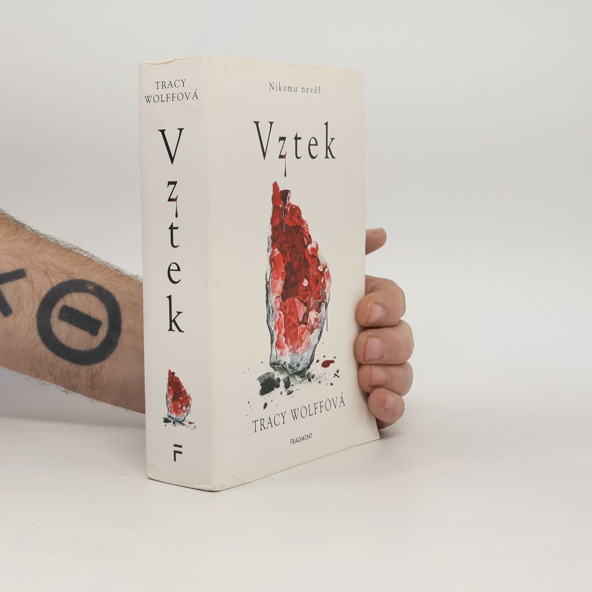 Tracy Wolff Vztek