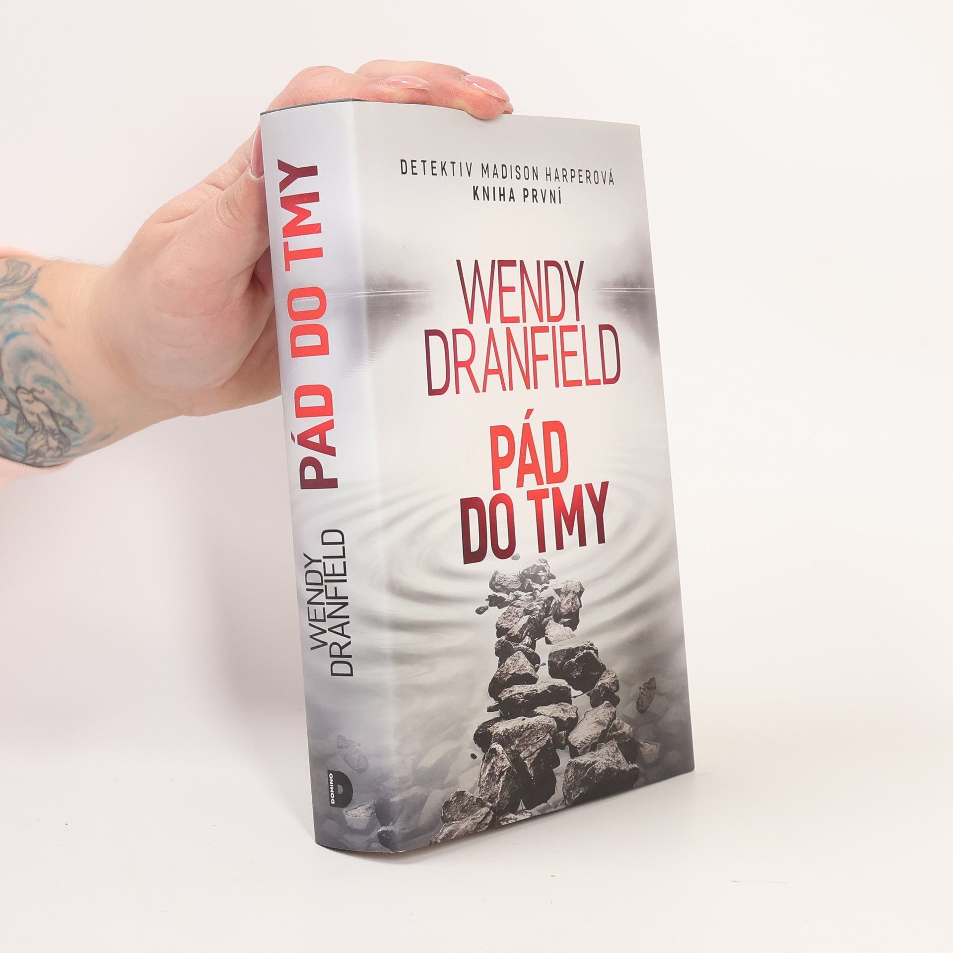 Wendy Dranfield Pád do tmy