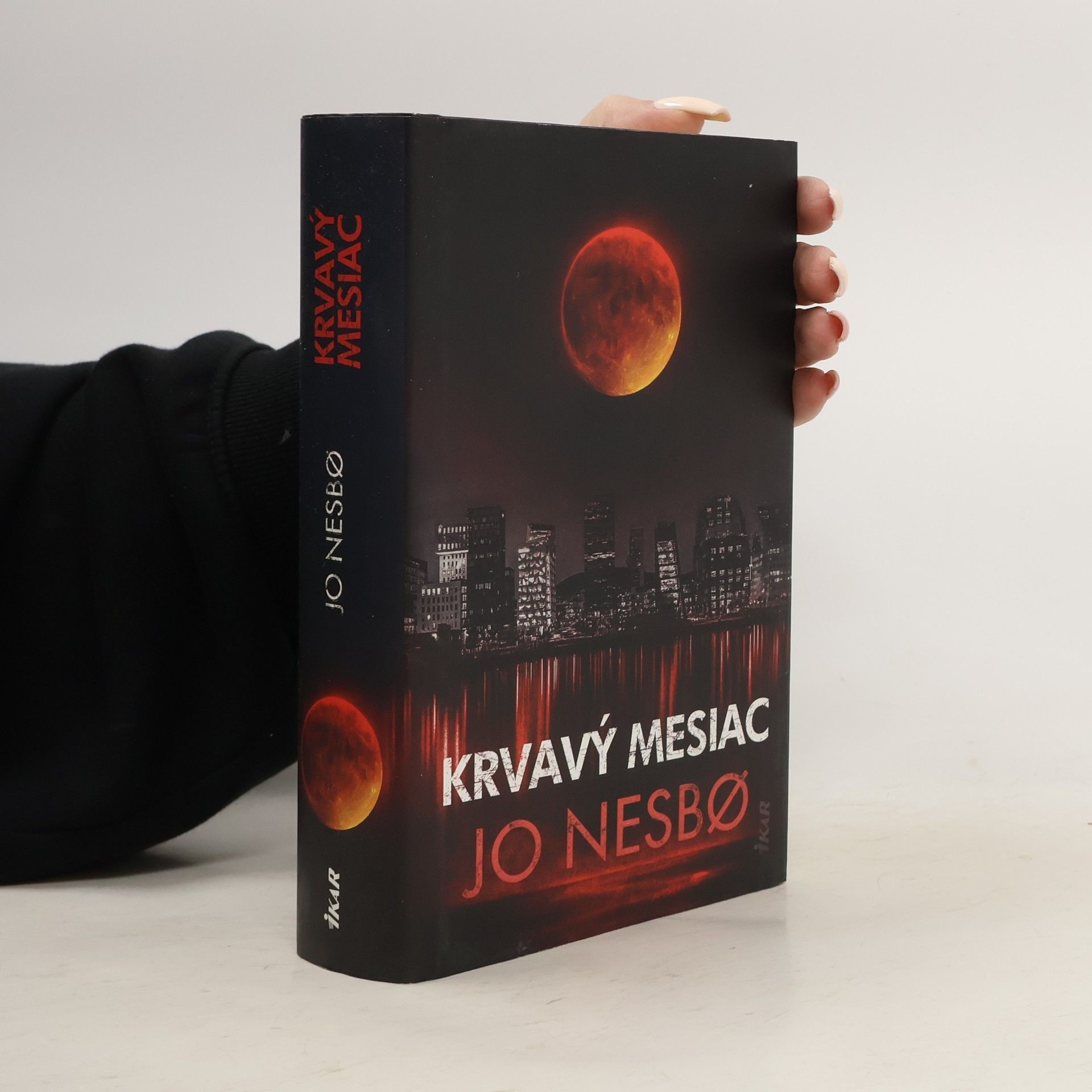 Jo Nesbø Krvavý mesiac