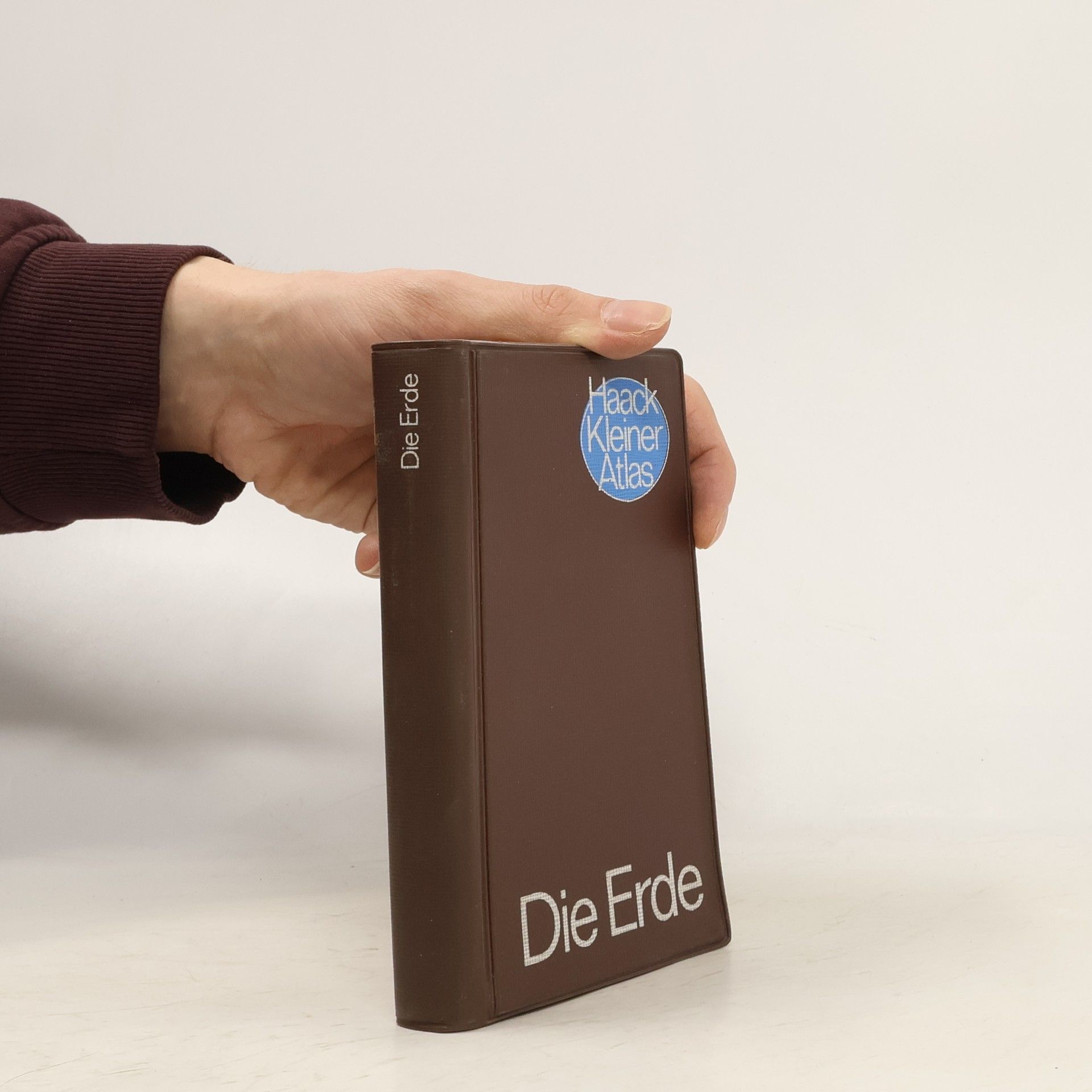 Kolektiv autorů Die Erde. Haack kleiner atlas