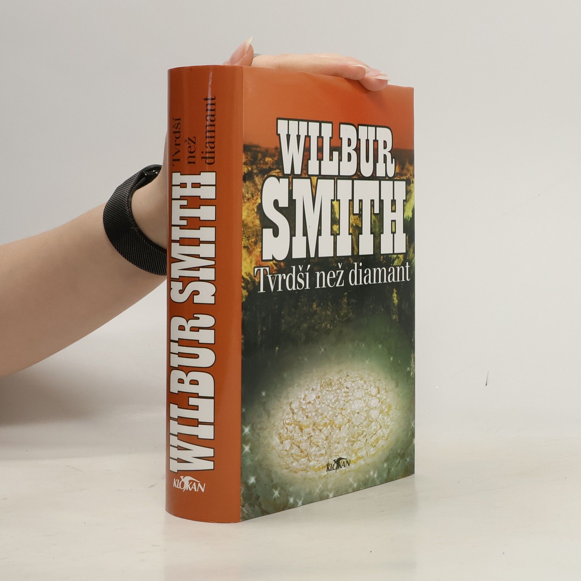 Tvrdší než diamant