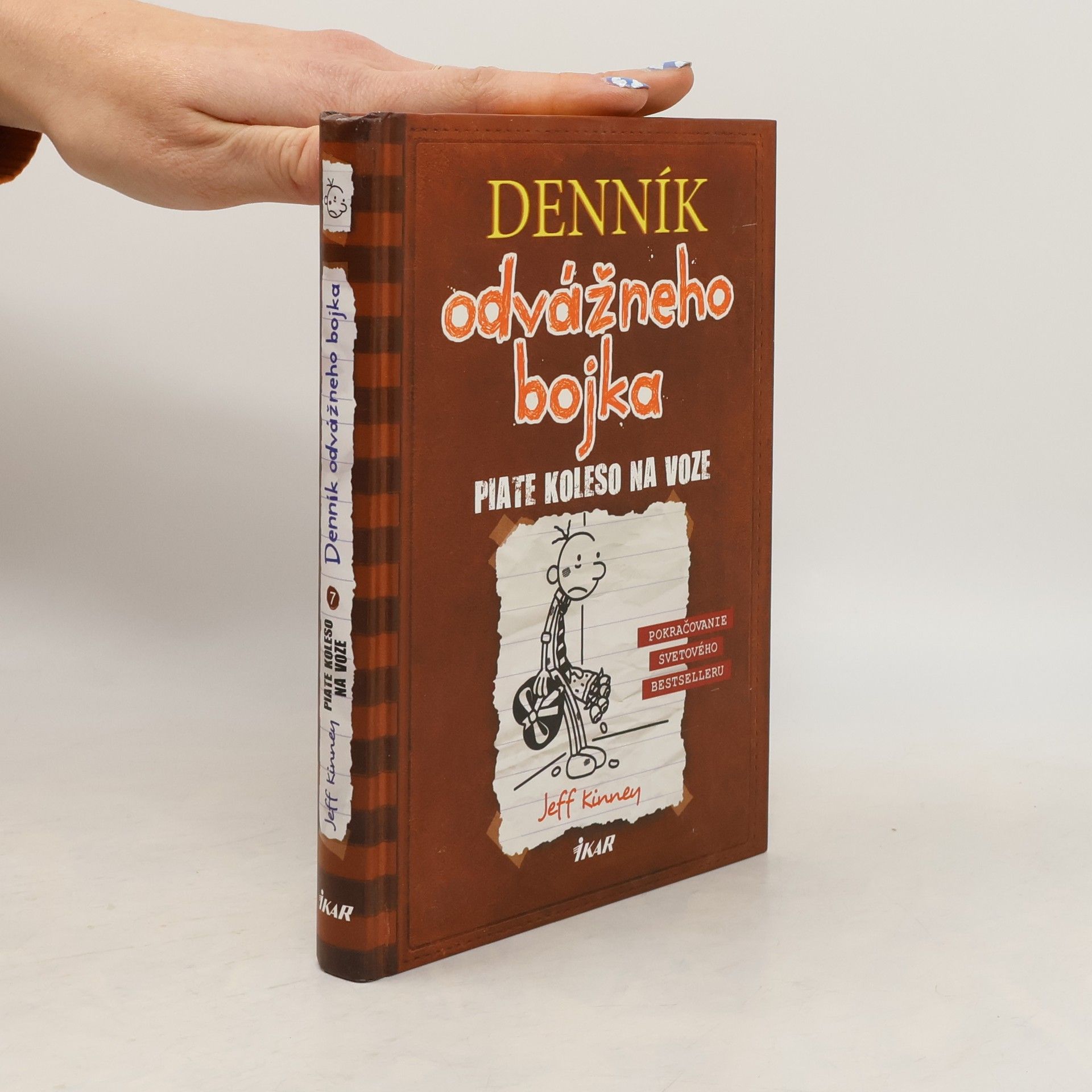 Jeff Kinney Denník odvážneho bojka 7. Piate koleso na voze