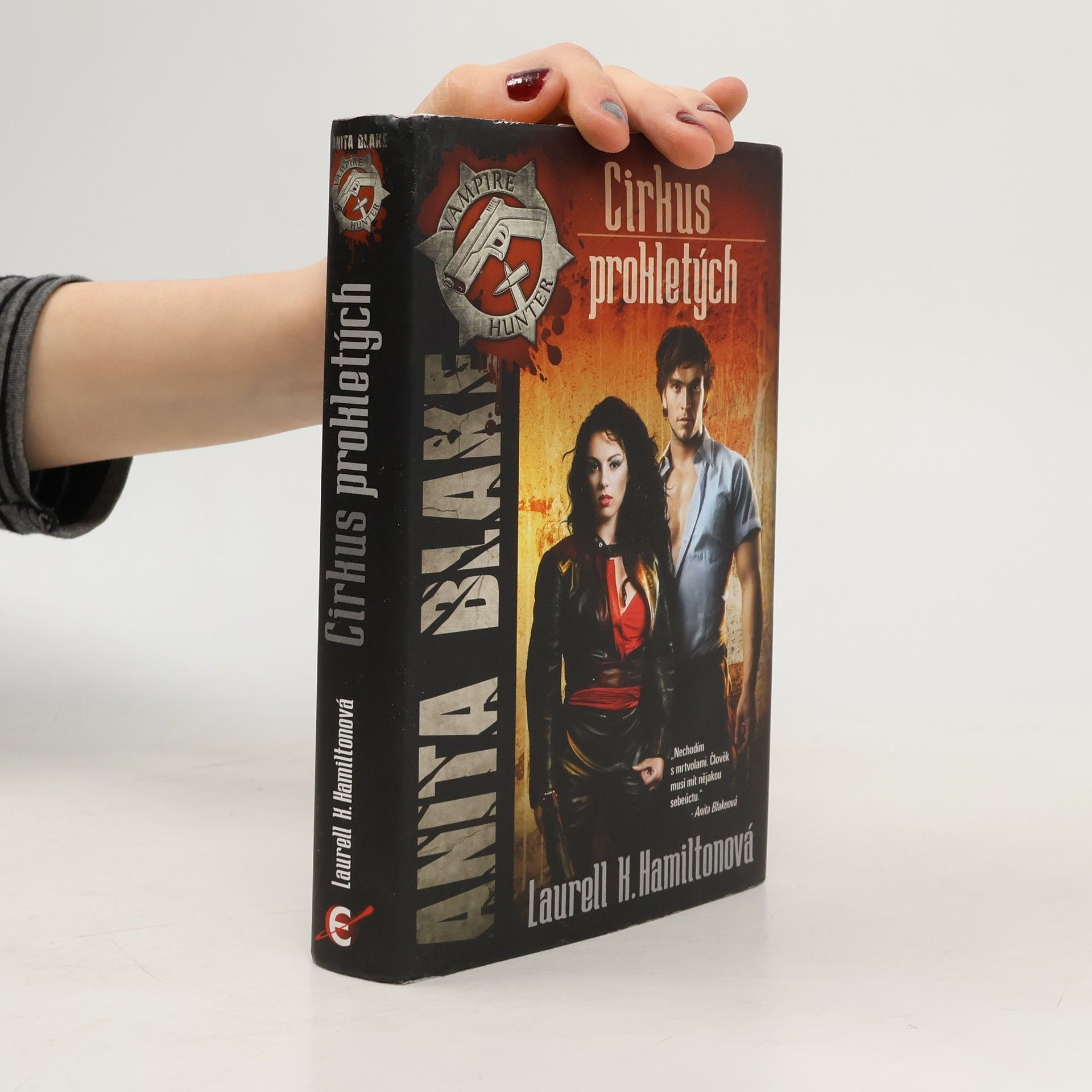 Laurell Kaye Hamilton Anita Blake. Cirkus prokletých
