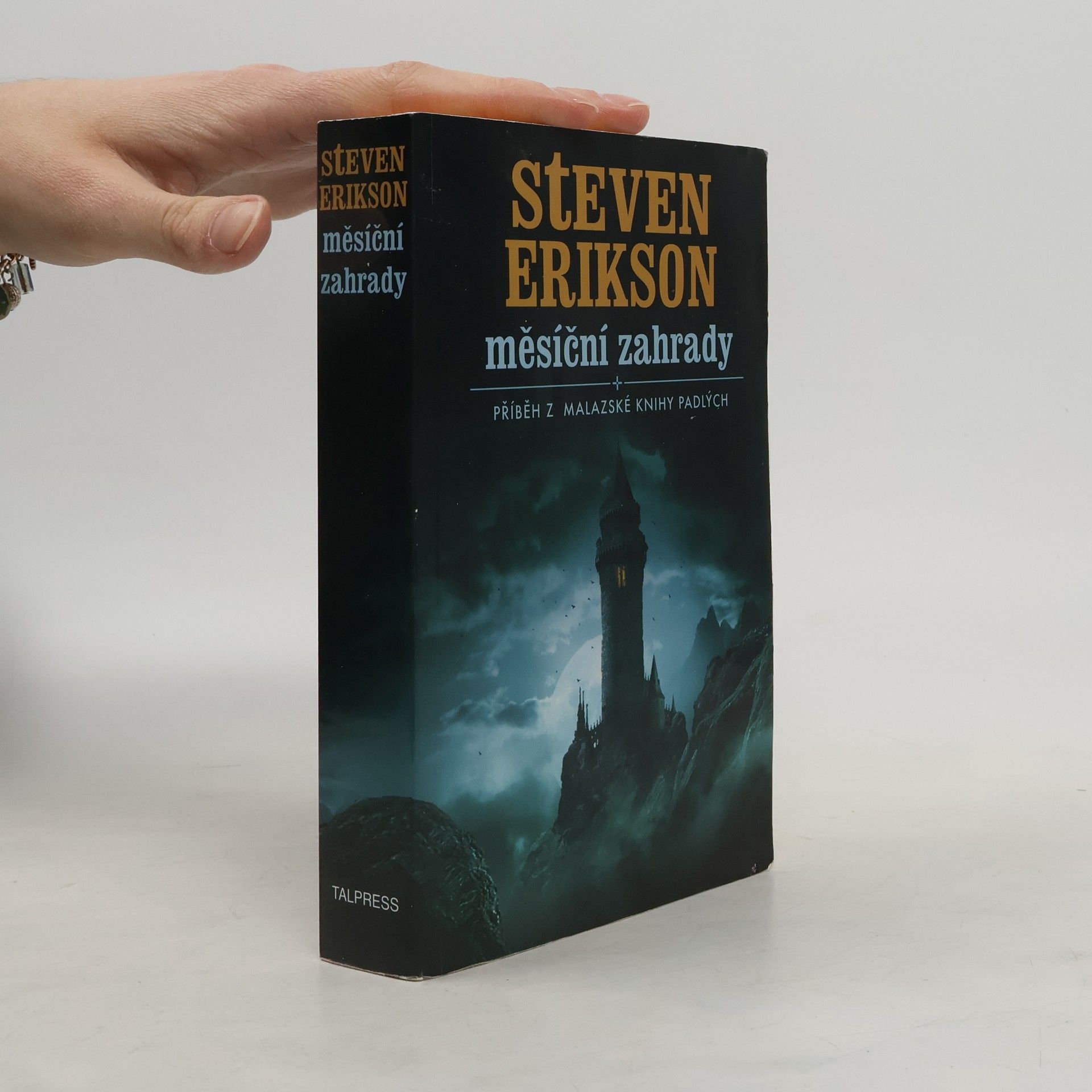 Steven Erikson Měsíční zahrady