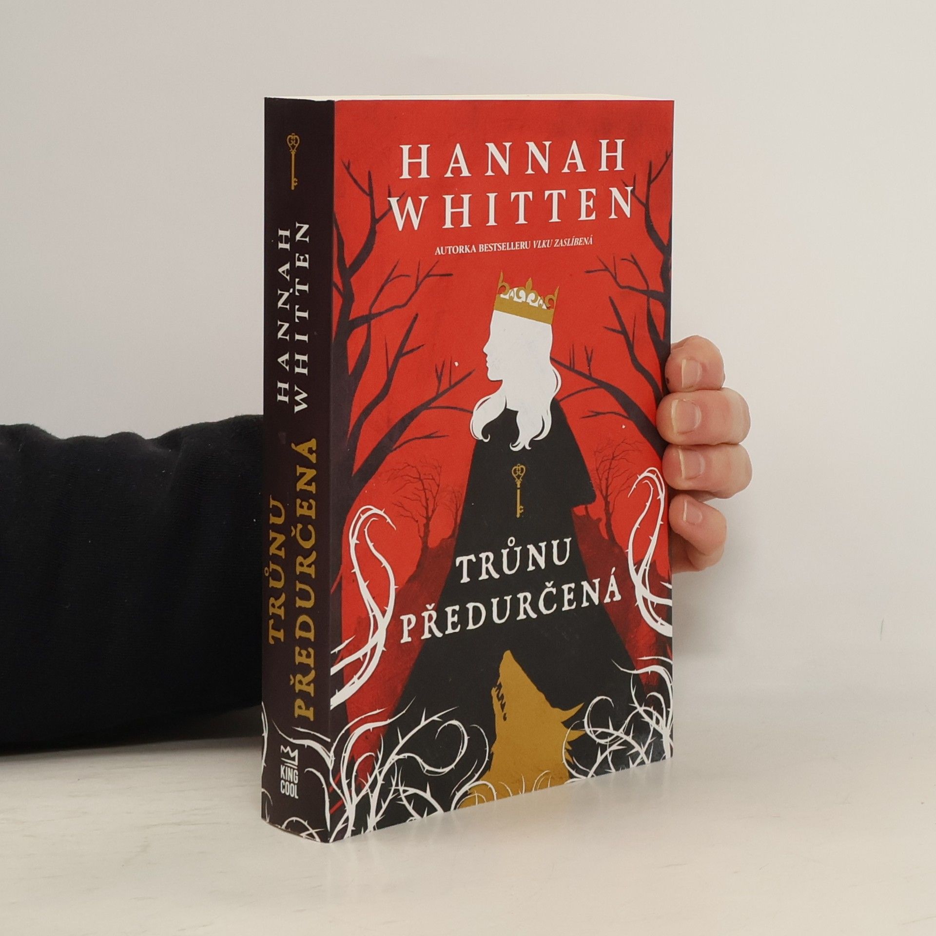 Hannah Whitten Trůnu předurčená
