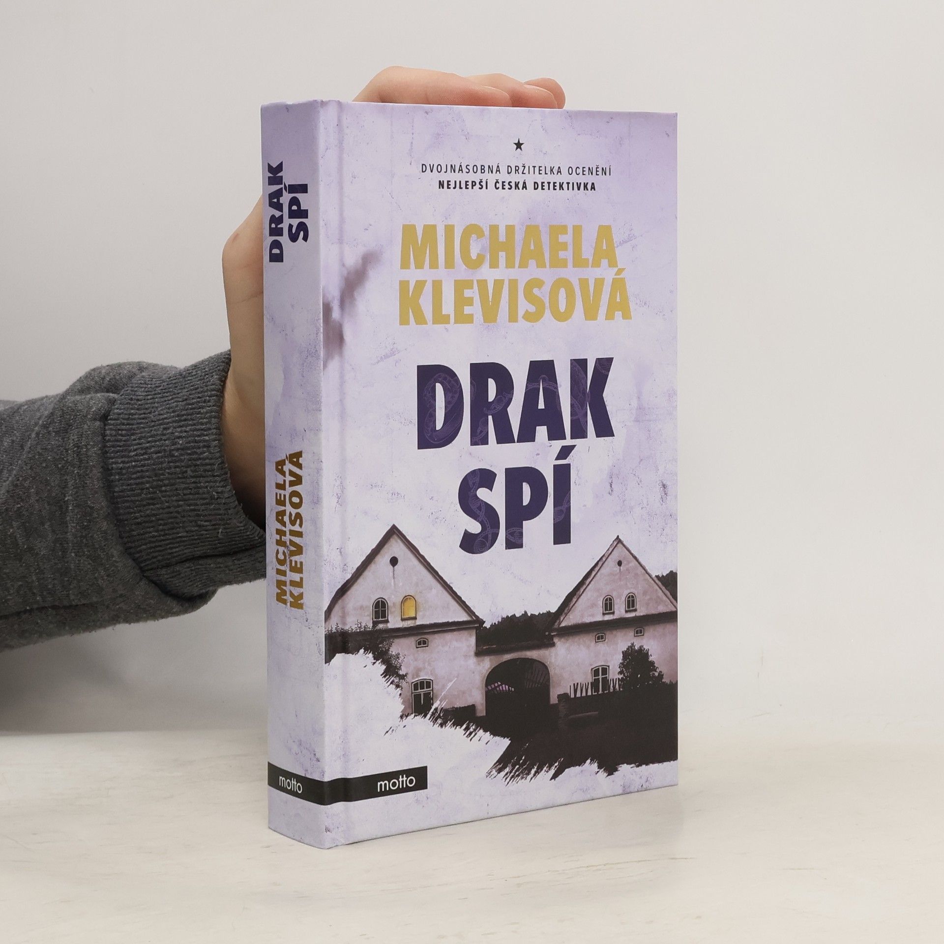 Michaela Klevisová Drak spí