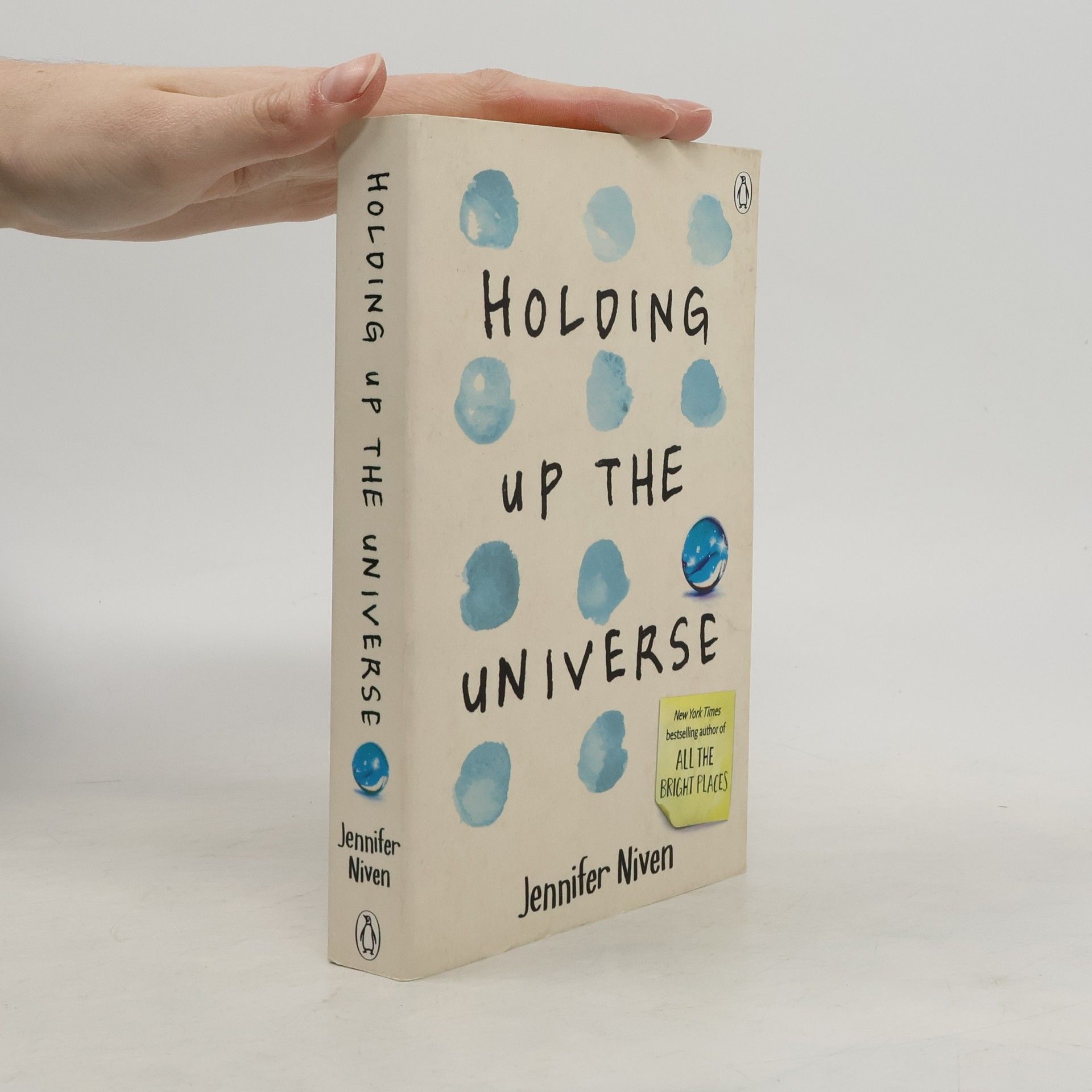 Jennifer Niven Holding Up the Universe
