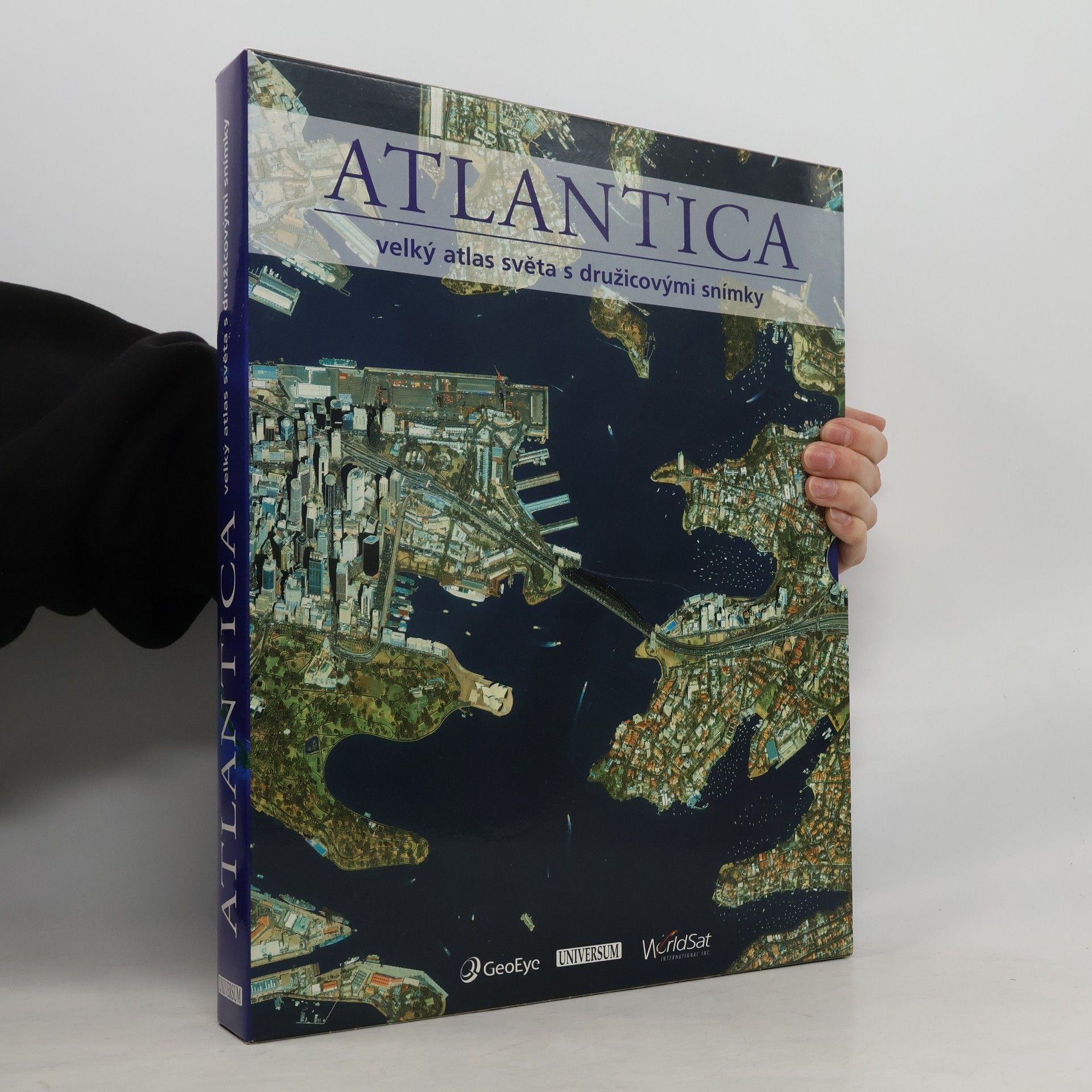 Atlantica velký atlas světa s družicovými snímky