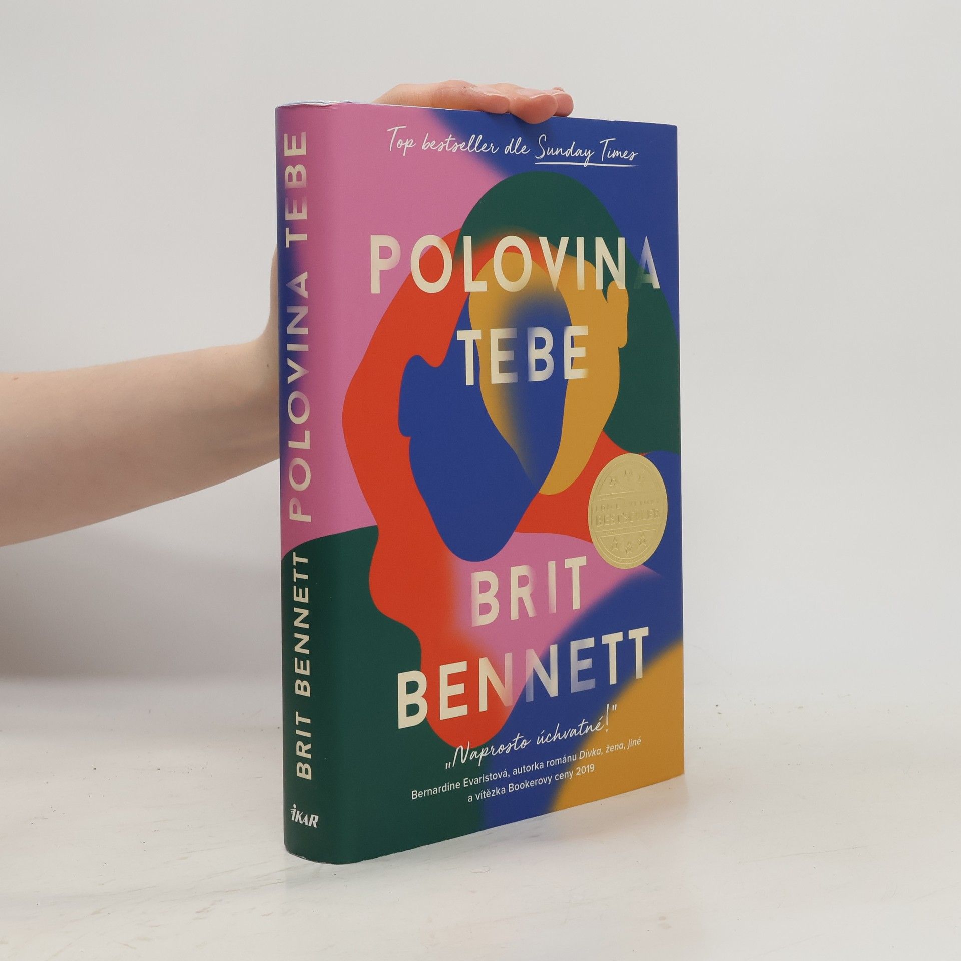 Brit Bennett Polovina tebe