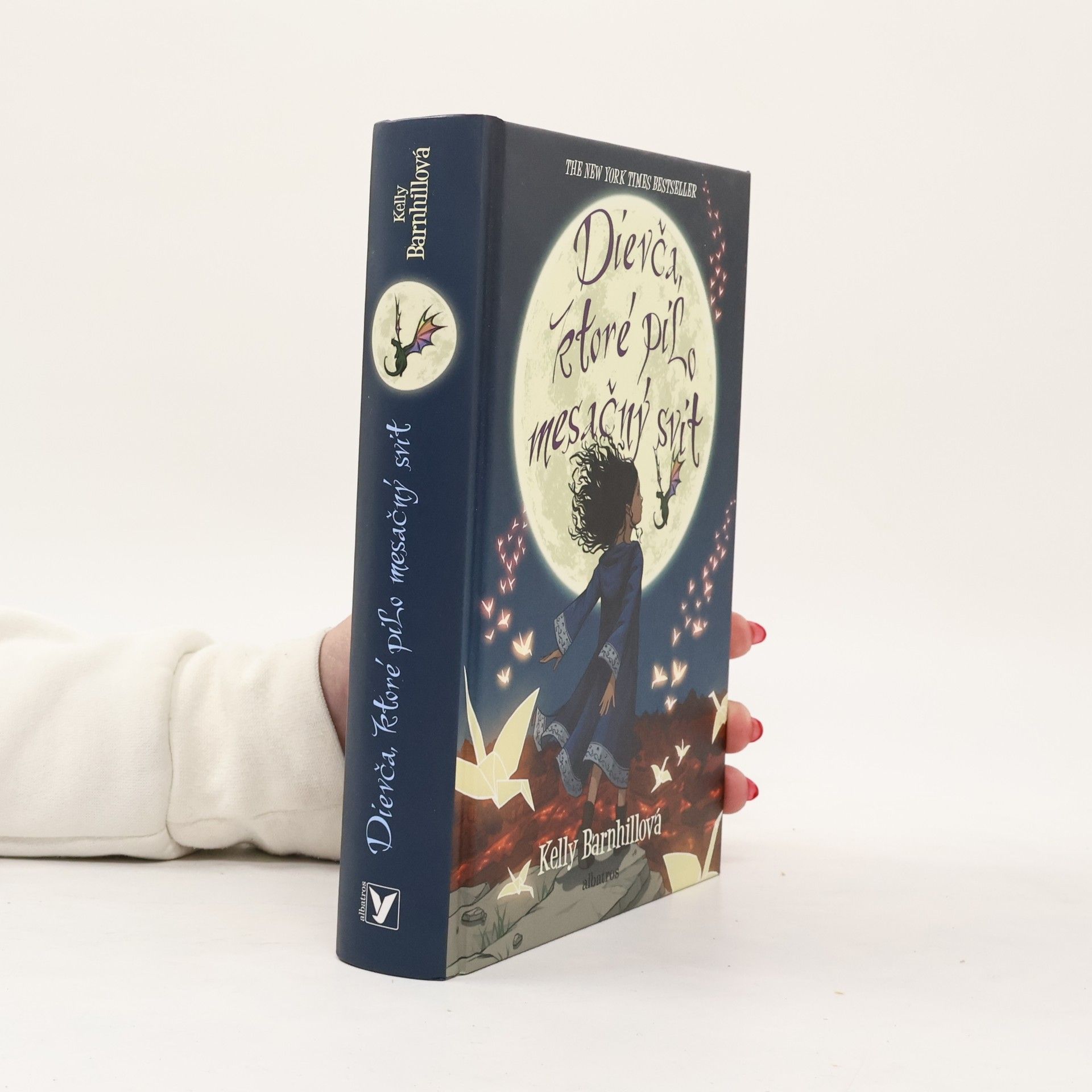 Kelly Barnhill Dievča, ktoré pilo mesačný svit