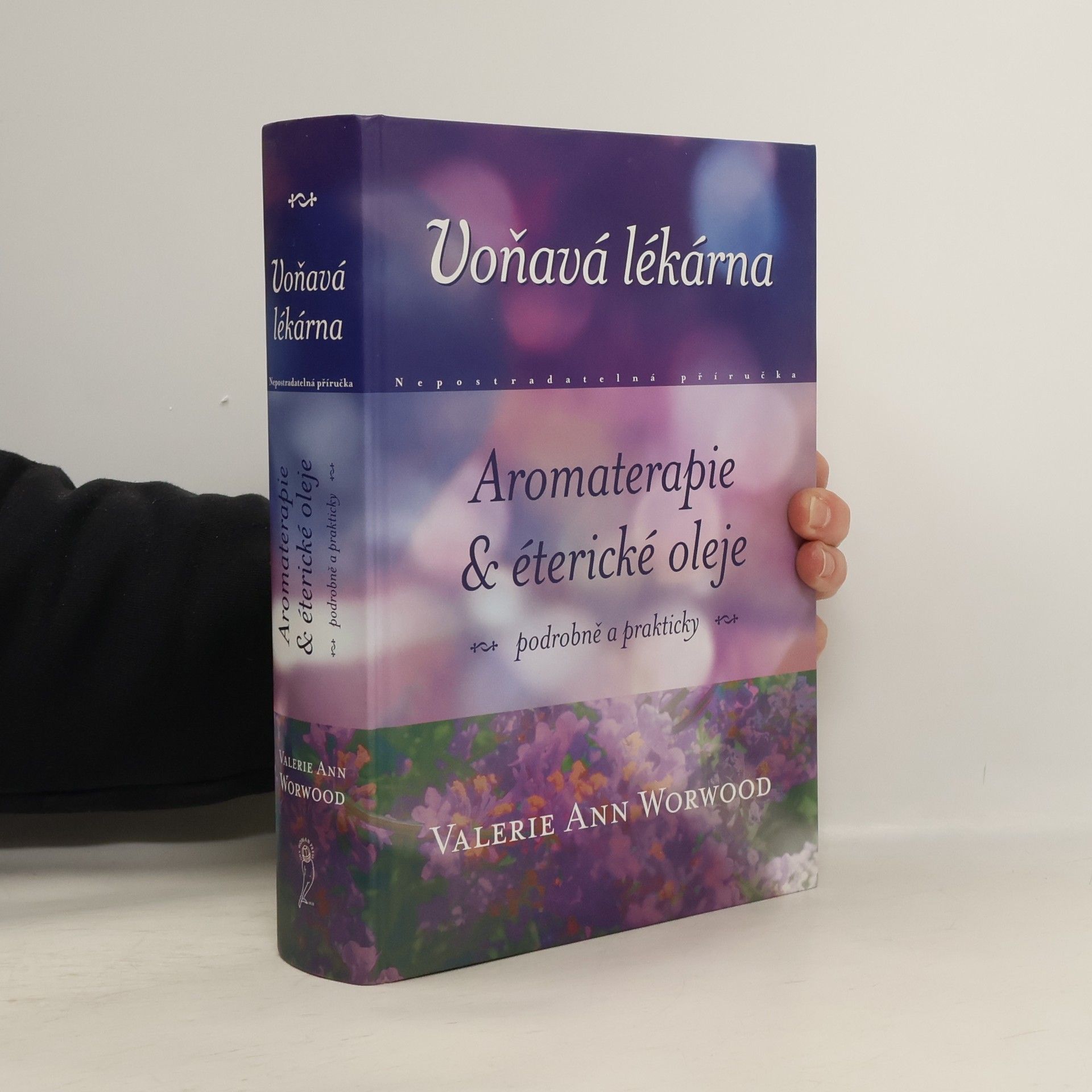 Valerie Ann Worwood Voňavá lékárna