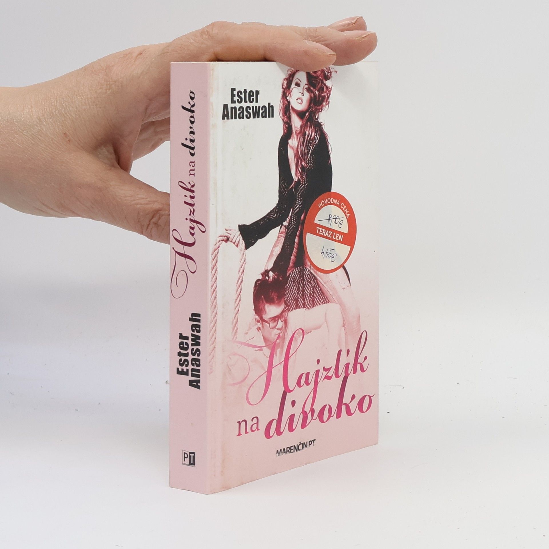 Ester Anaswah Hajzlík na divoko