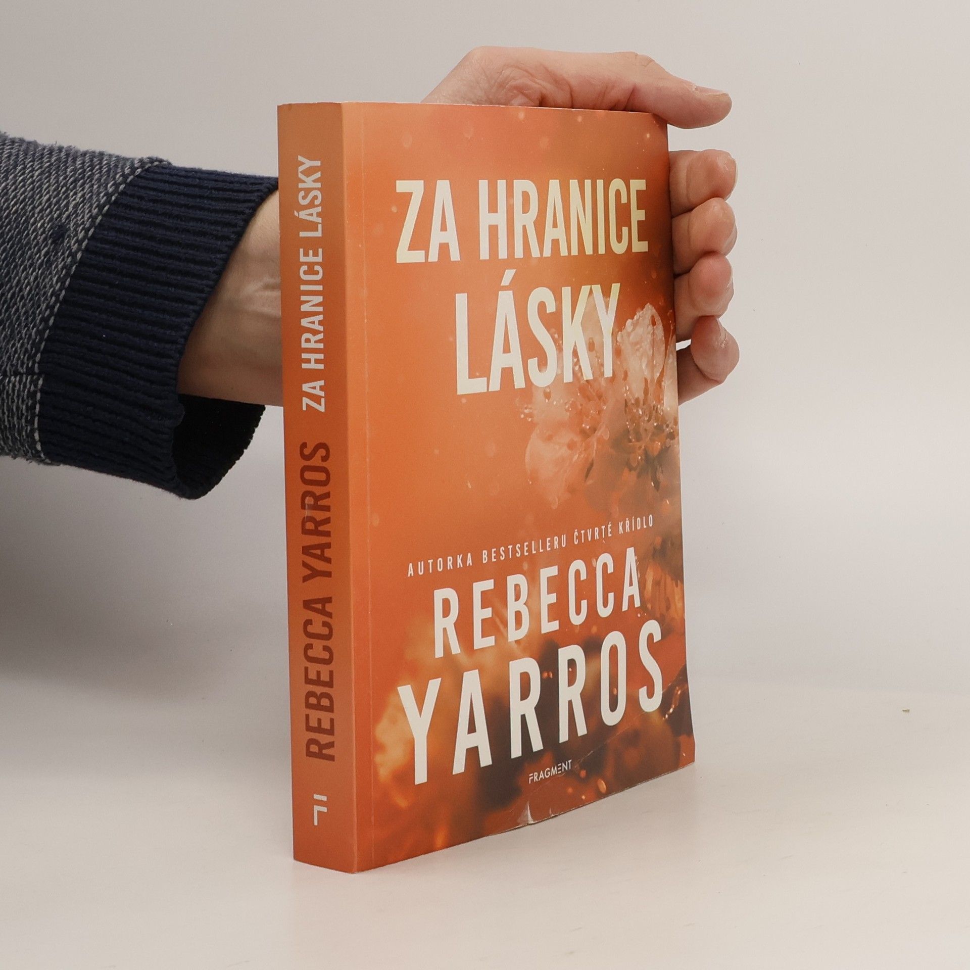 Rebecca Yarros Za hranice lásky