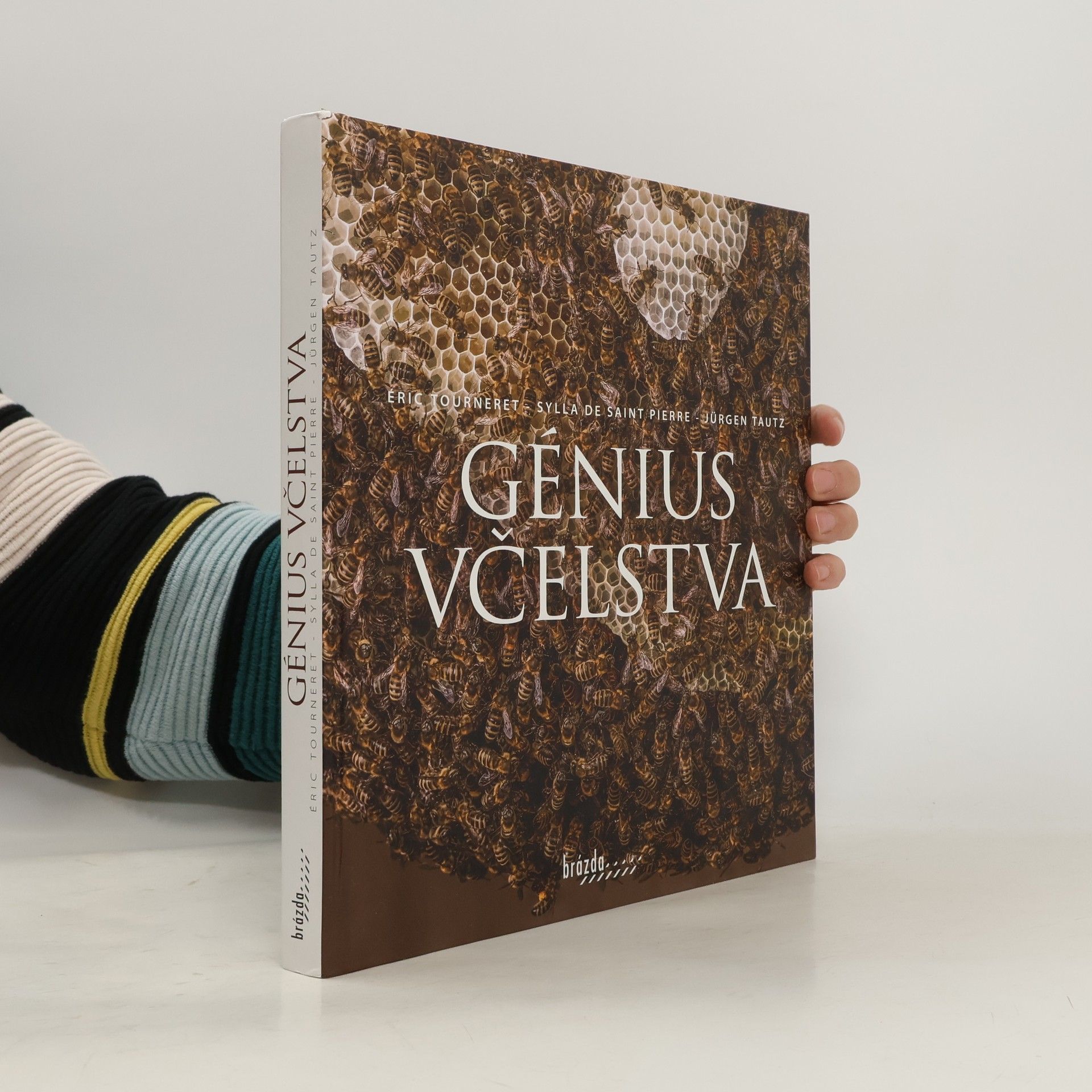 E. ric Tourneret Génius včelstva