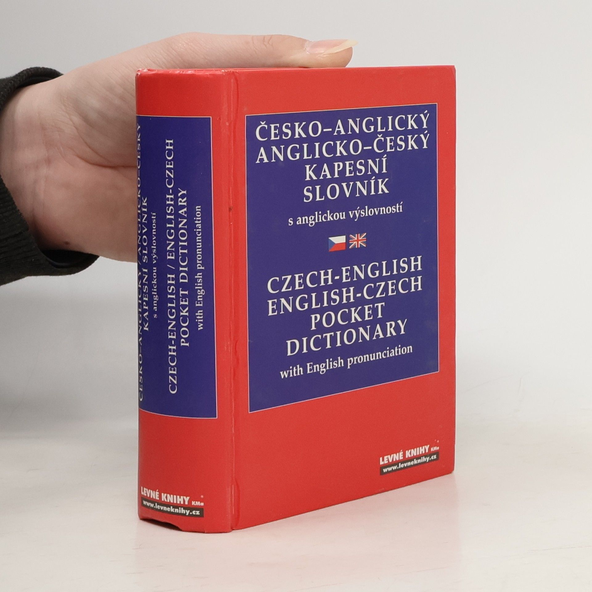 Věra Hegerová Česko-anglický, anglicko-český kapesní slovník s anglickou výslovností