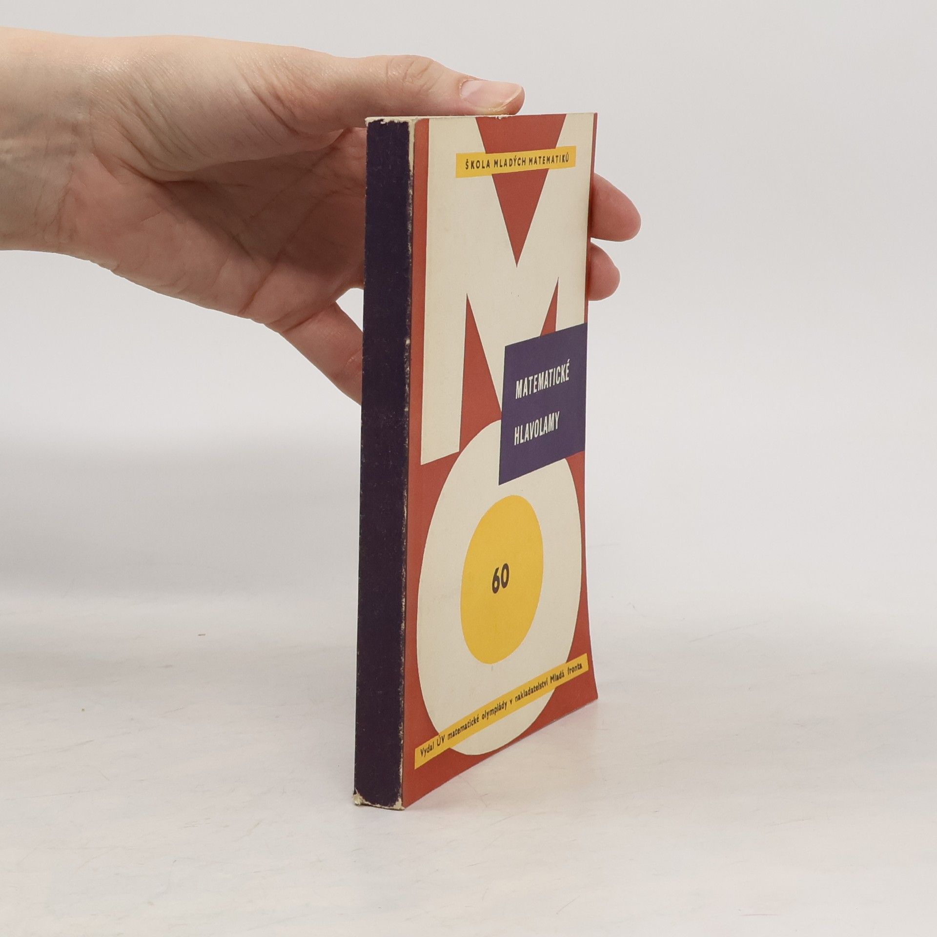 Jiří Tůma Matematické hlavolamy a základy teorie grup