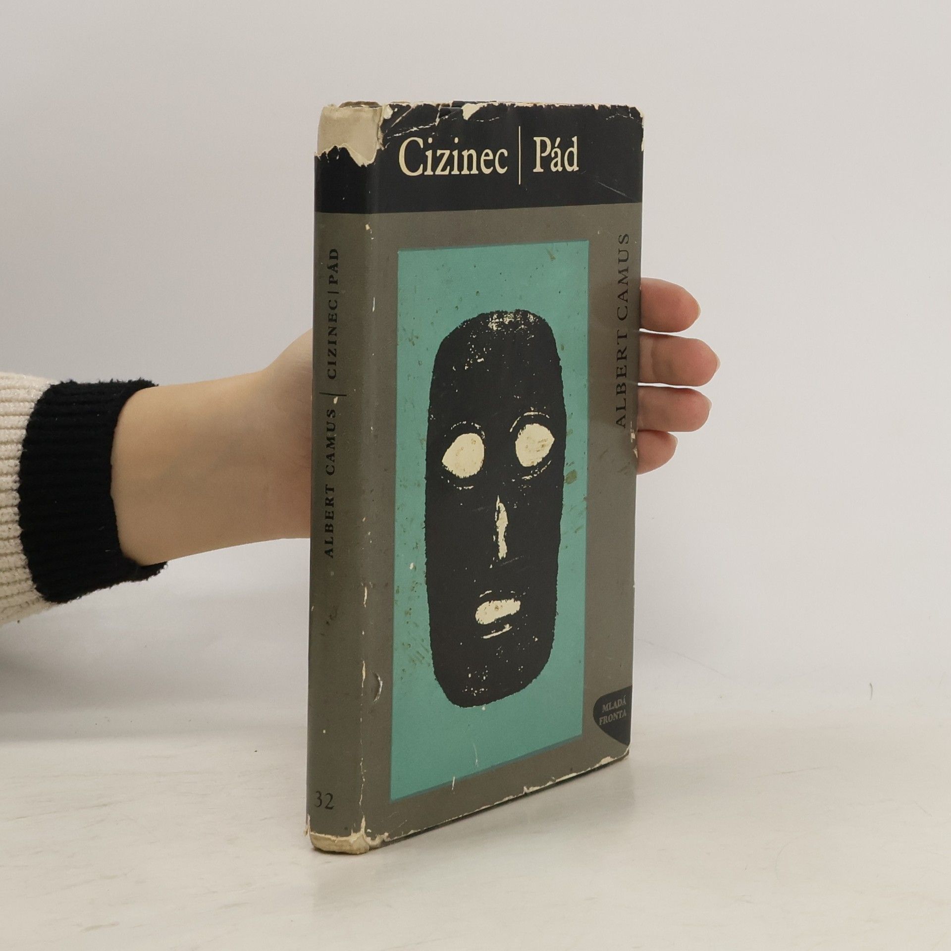 Albert Camus Cizinec. Pád