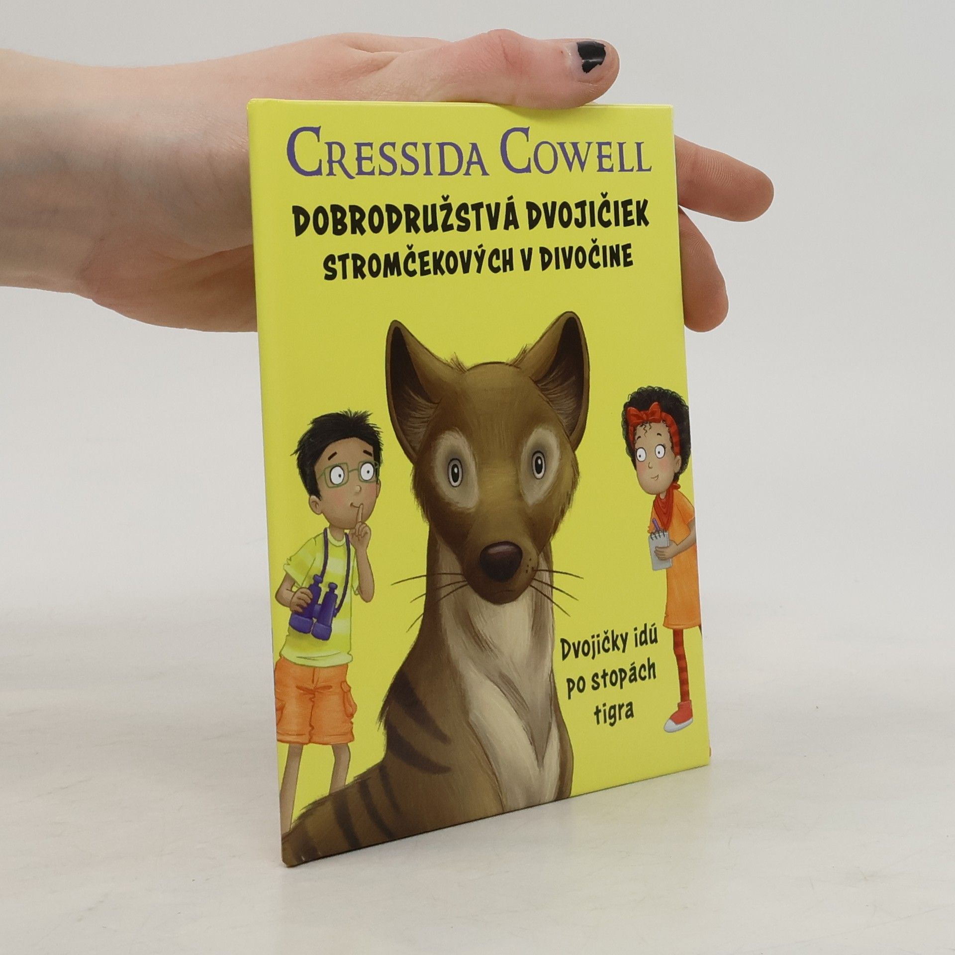 Cressida Cowell Dobrodružstvá dvojičiek stromčekových v divočině. Dvojičky idú po stopách tigra