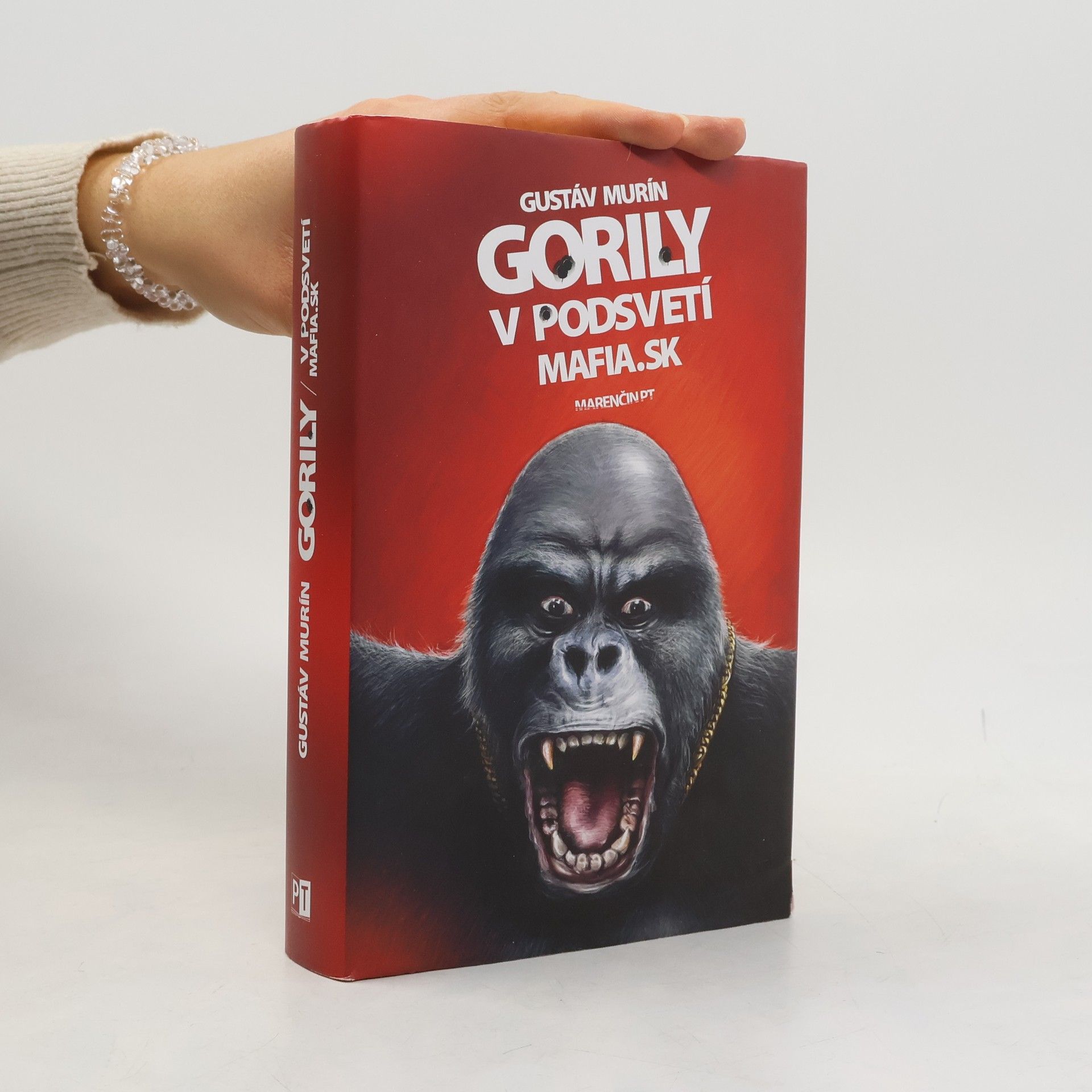 Gustáv Murín Gorily v podsvetí